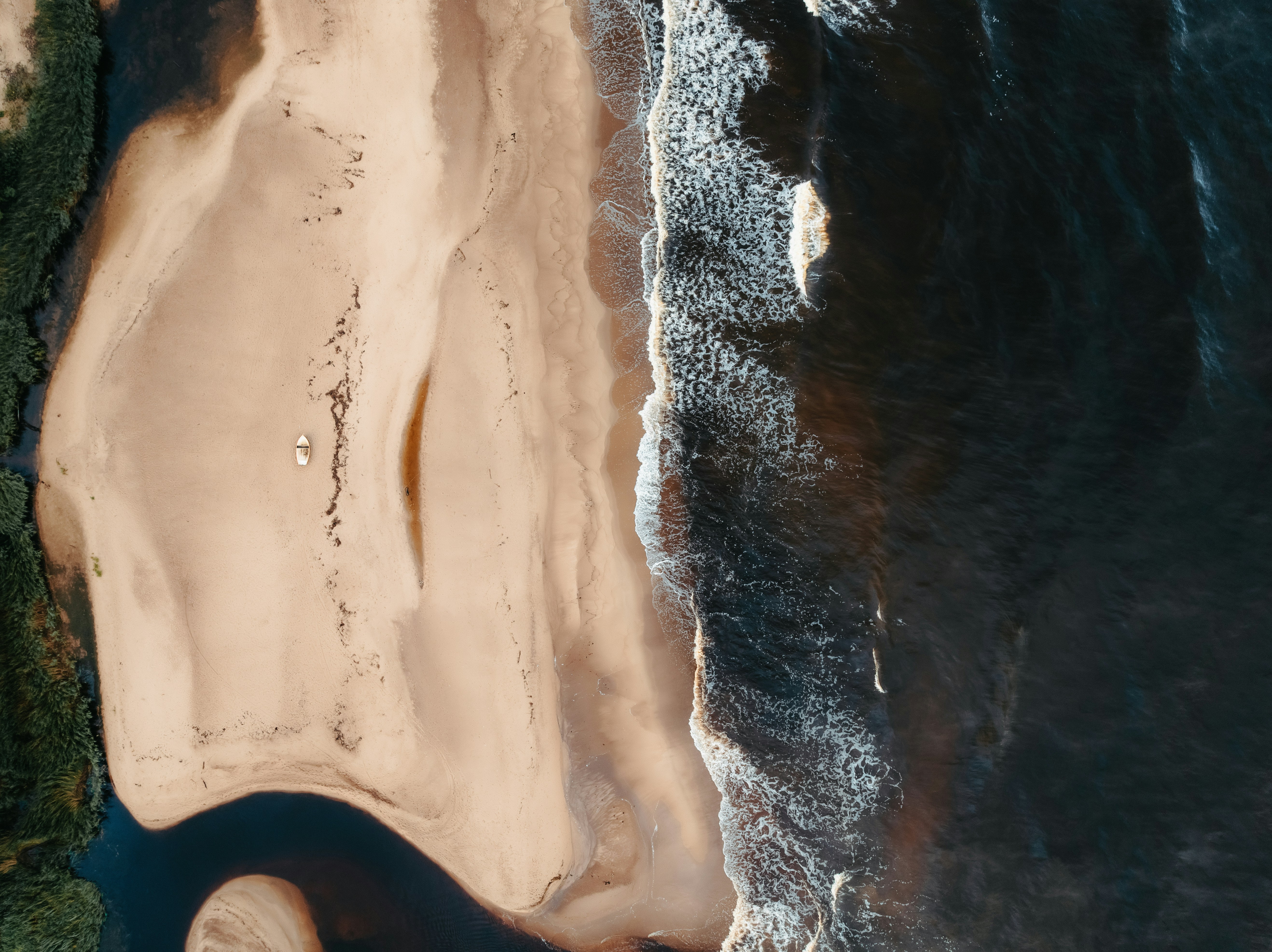 Photo by kristapsungurs