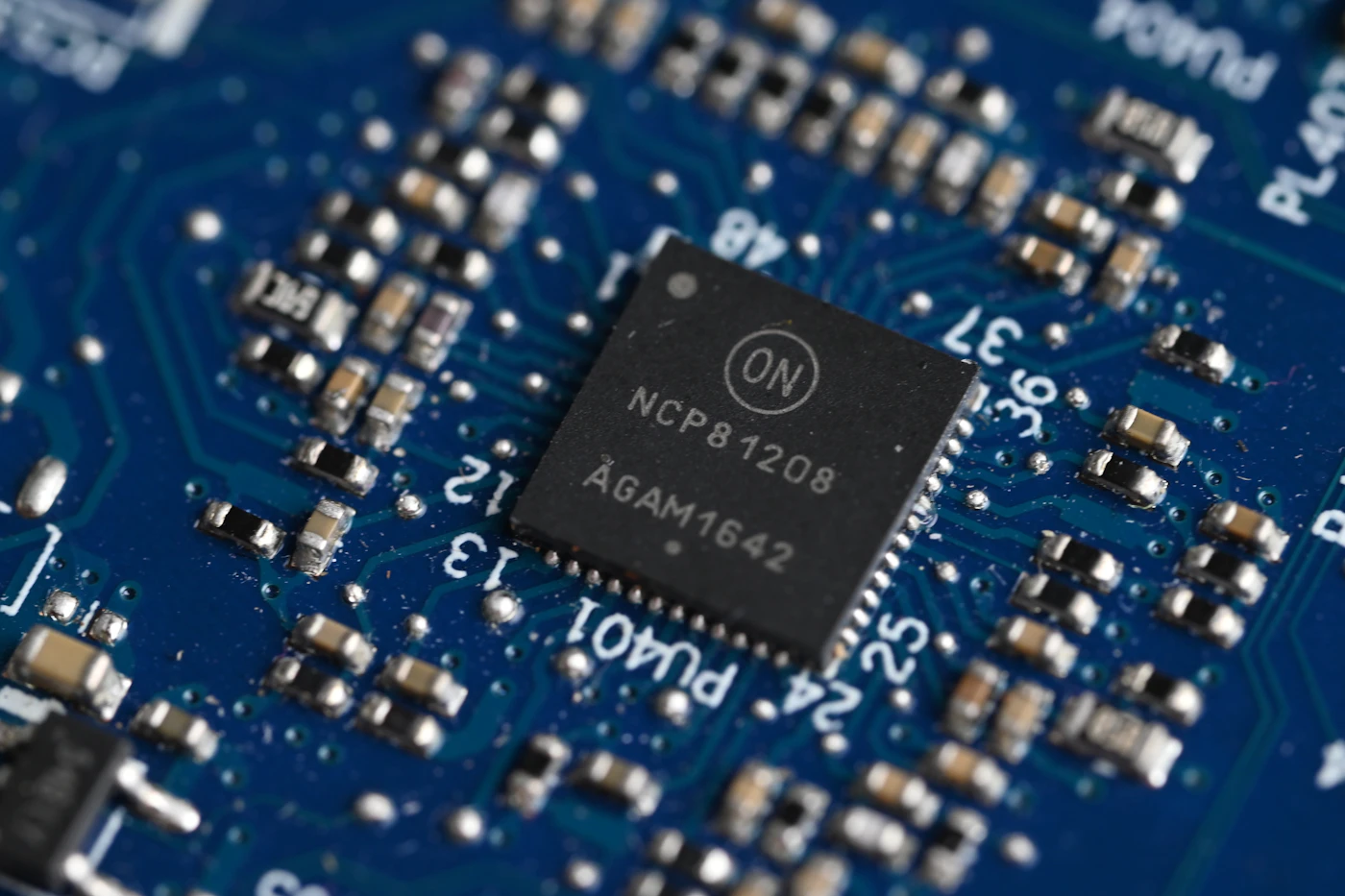 Ant Group publie Ling-3.1-flash, un modèle ouvert de 560 milliards de paramètres