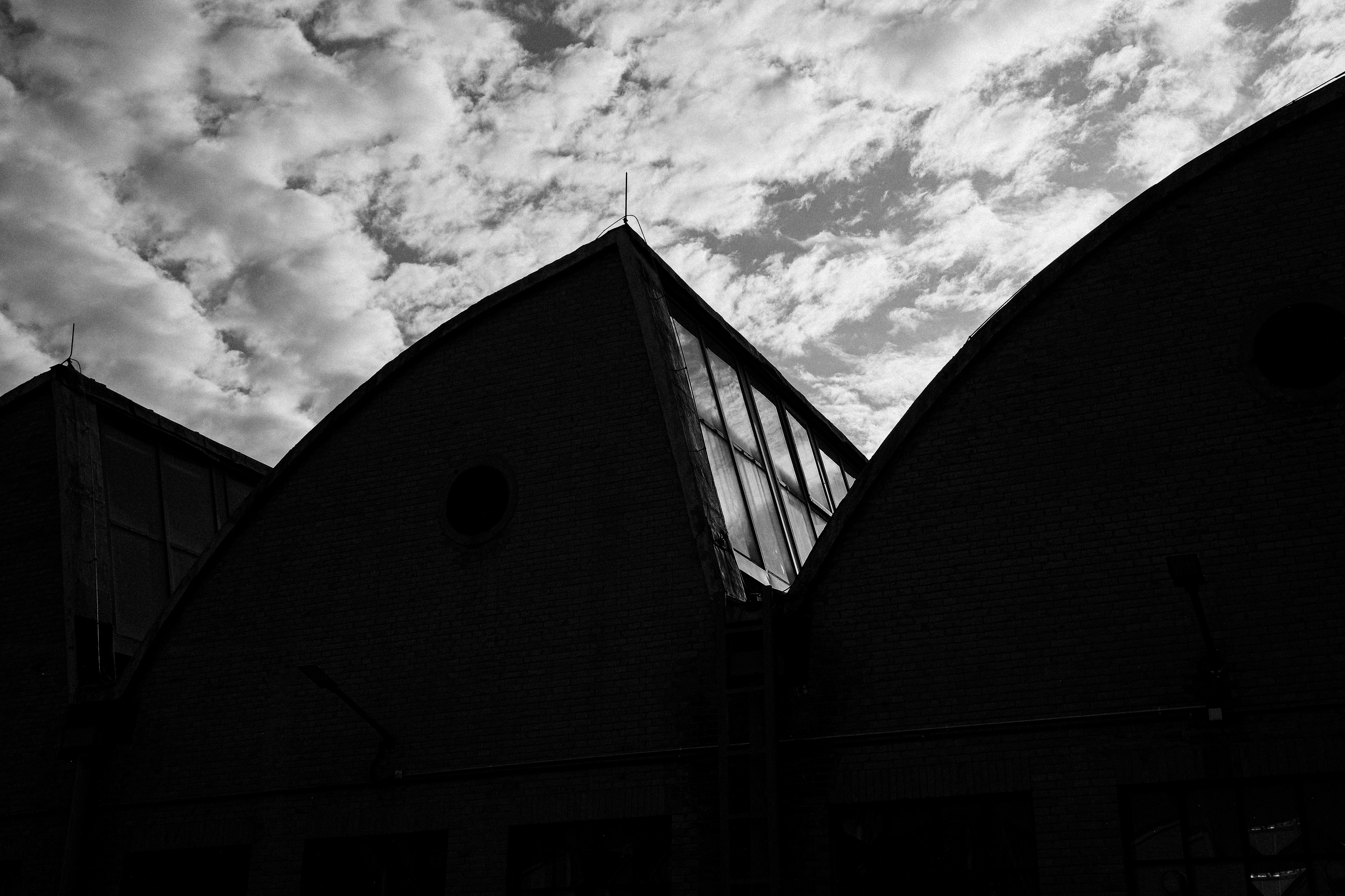 Diane Keaton: A Hollywood Legend Passes Away