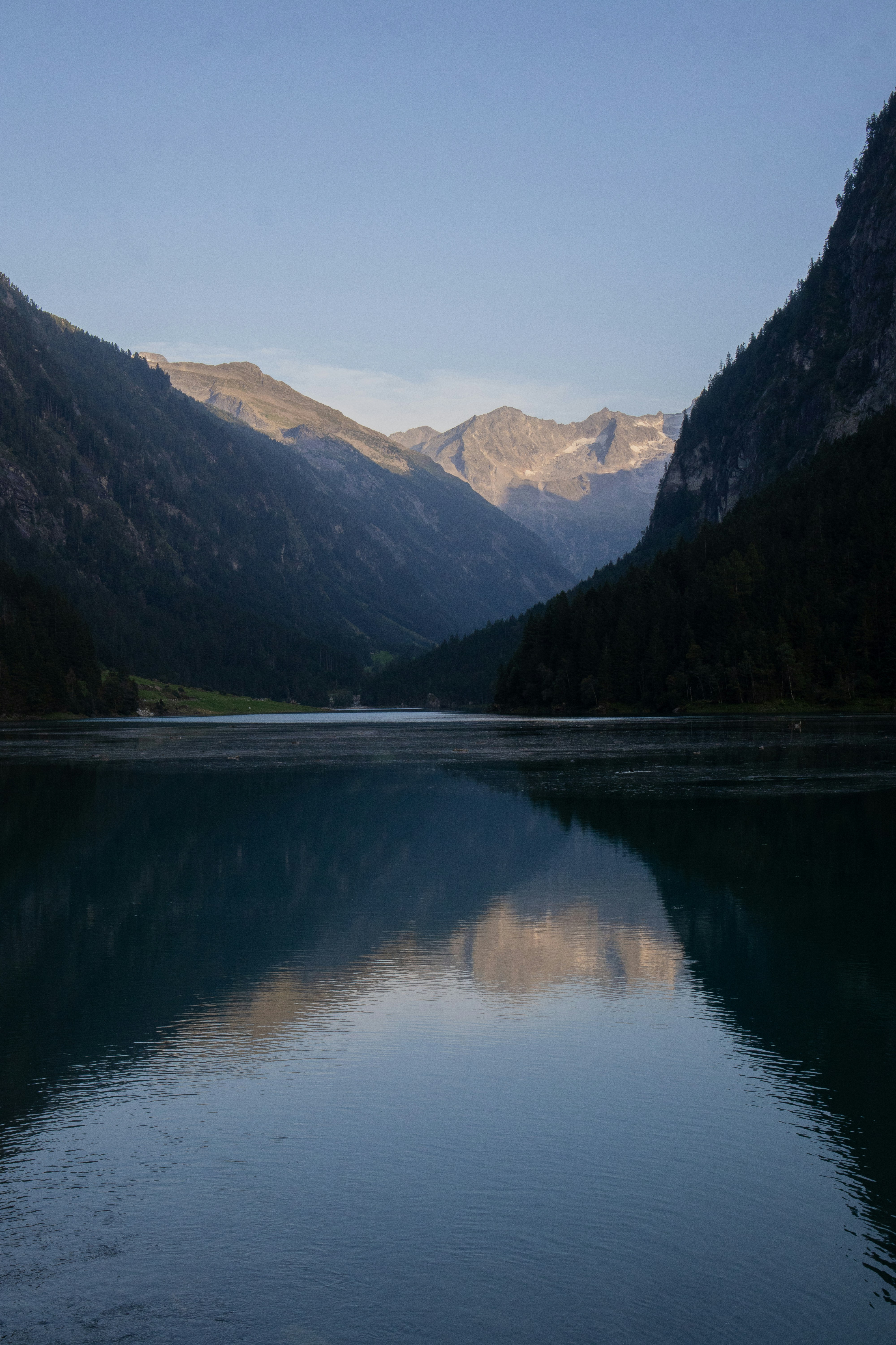 Photo by davidfucsku