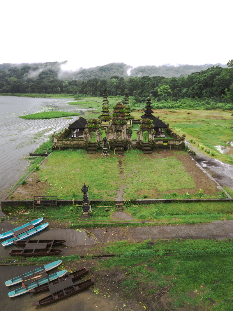 Lake Tamblingan, Bali