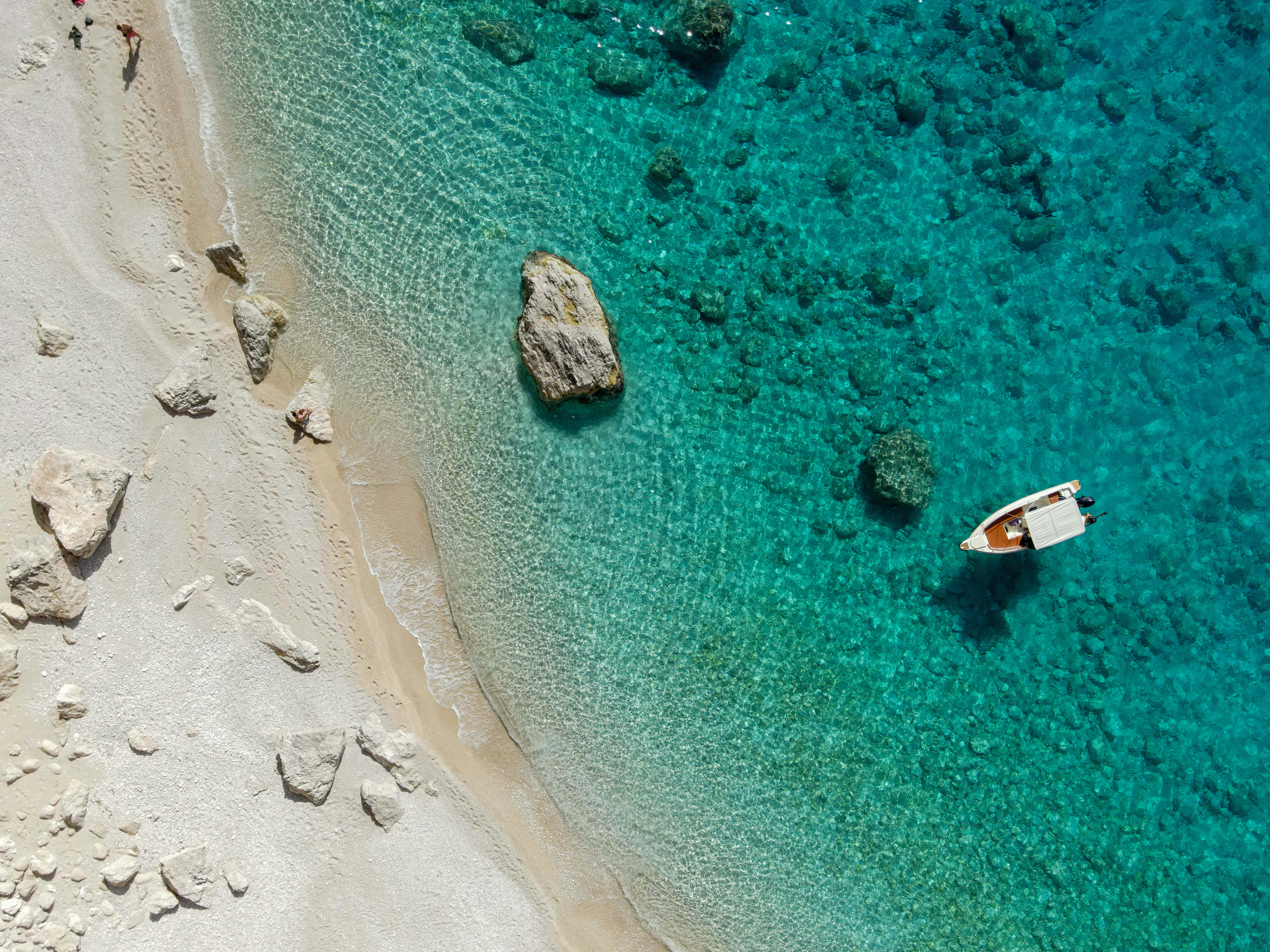 Photo by francesco_ungaro