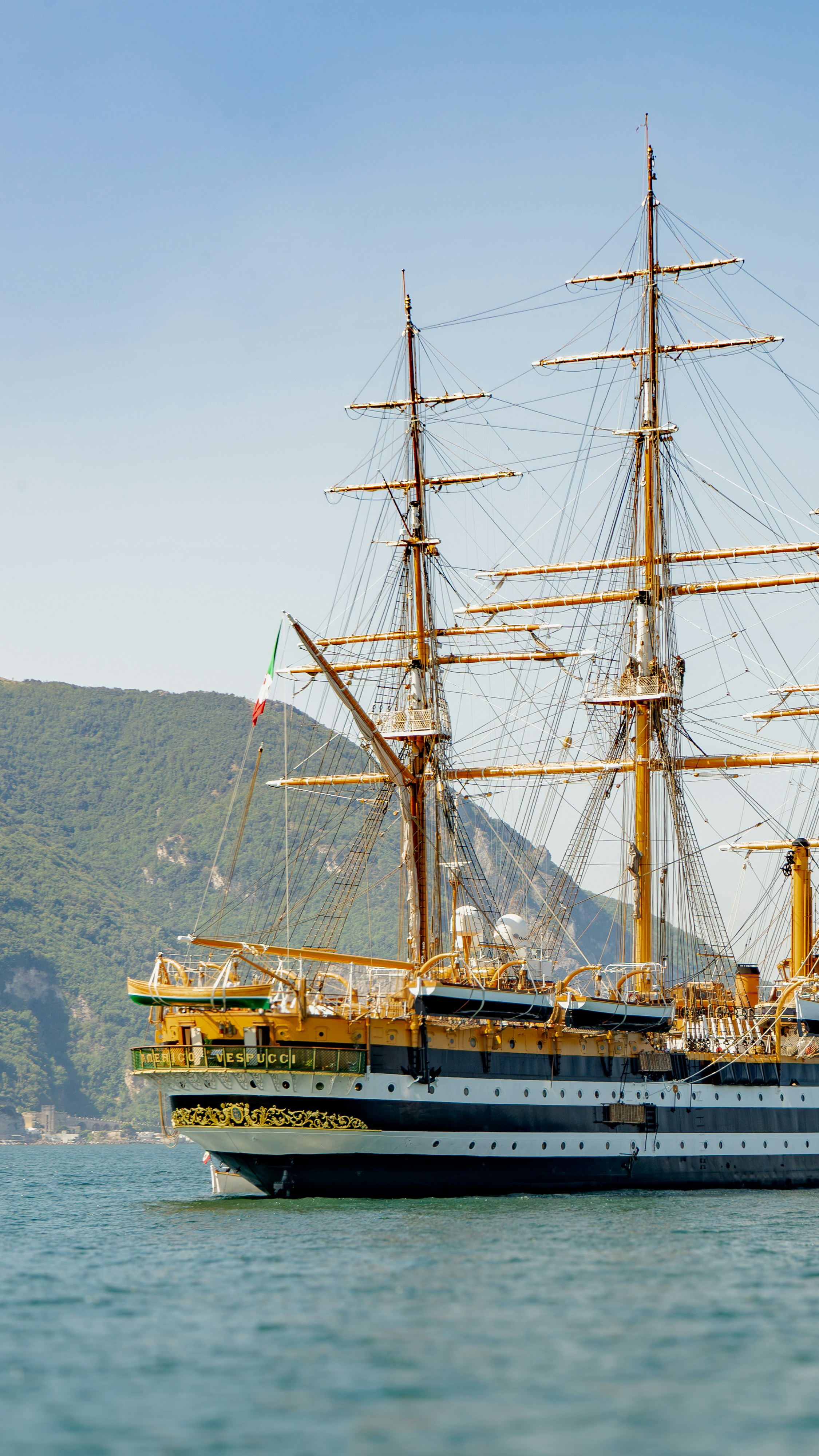 Photo by antoniocangianiello