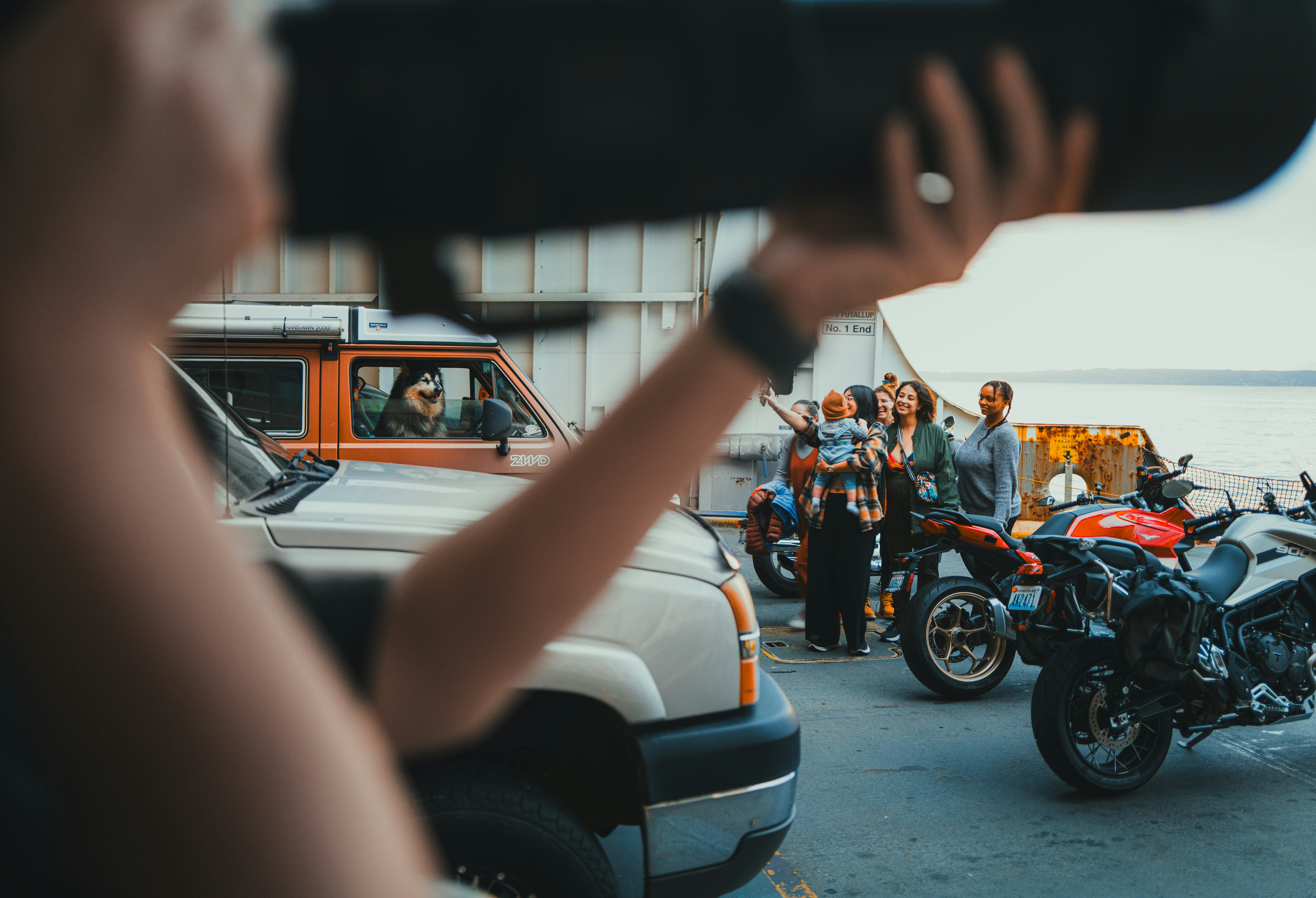 Photo by korner_kosmos