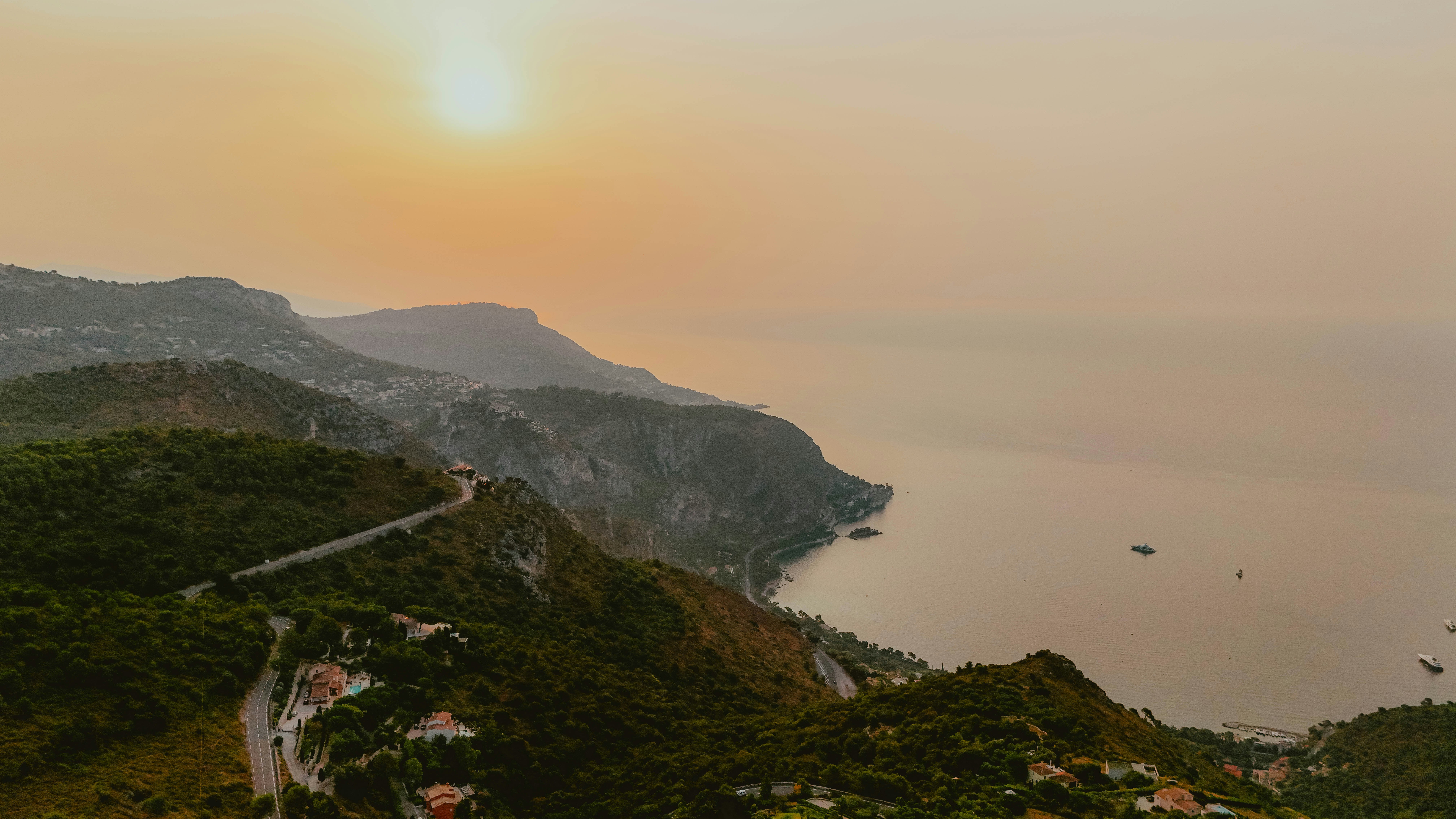 Photo by alingavriliuc