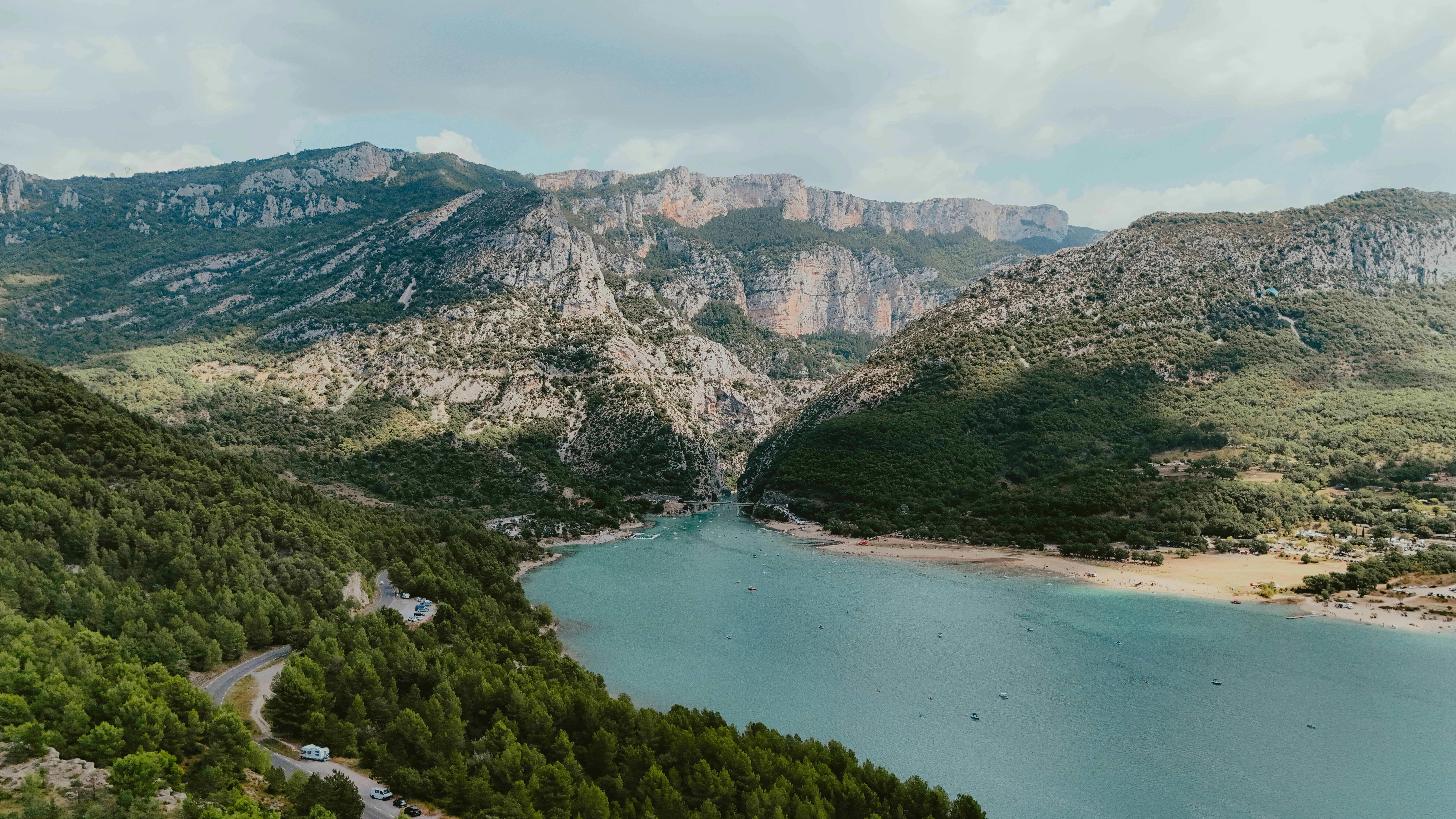 Photo by alingavriliuc