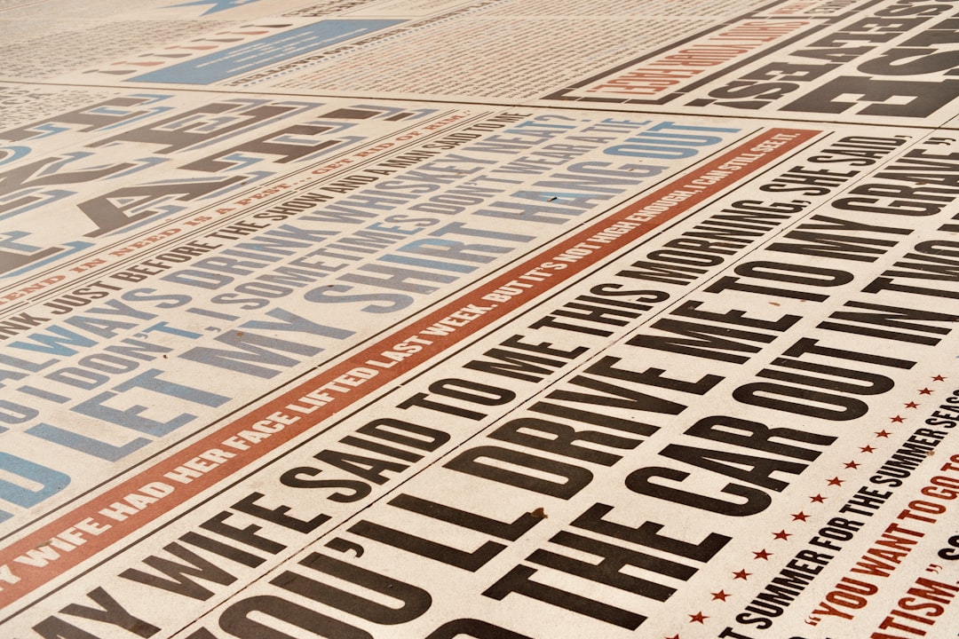 Newspaper headlines, a metaphor for writing blog titles that rank
