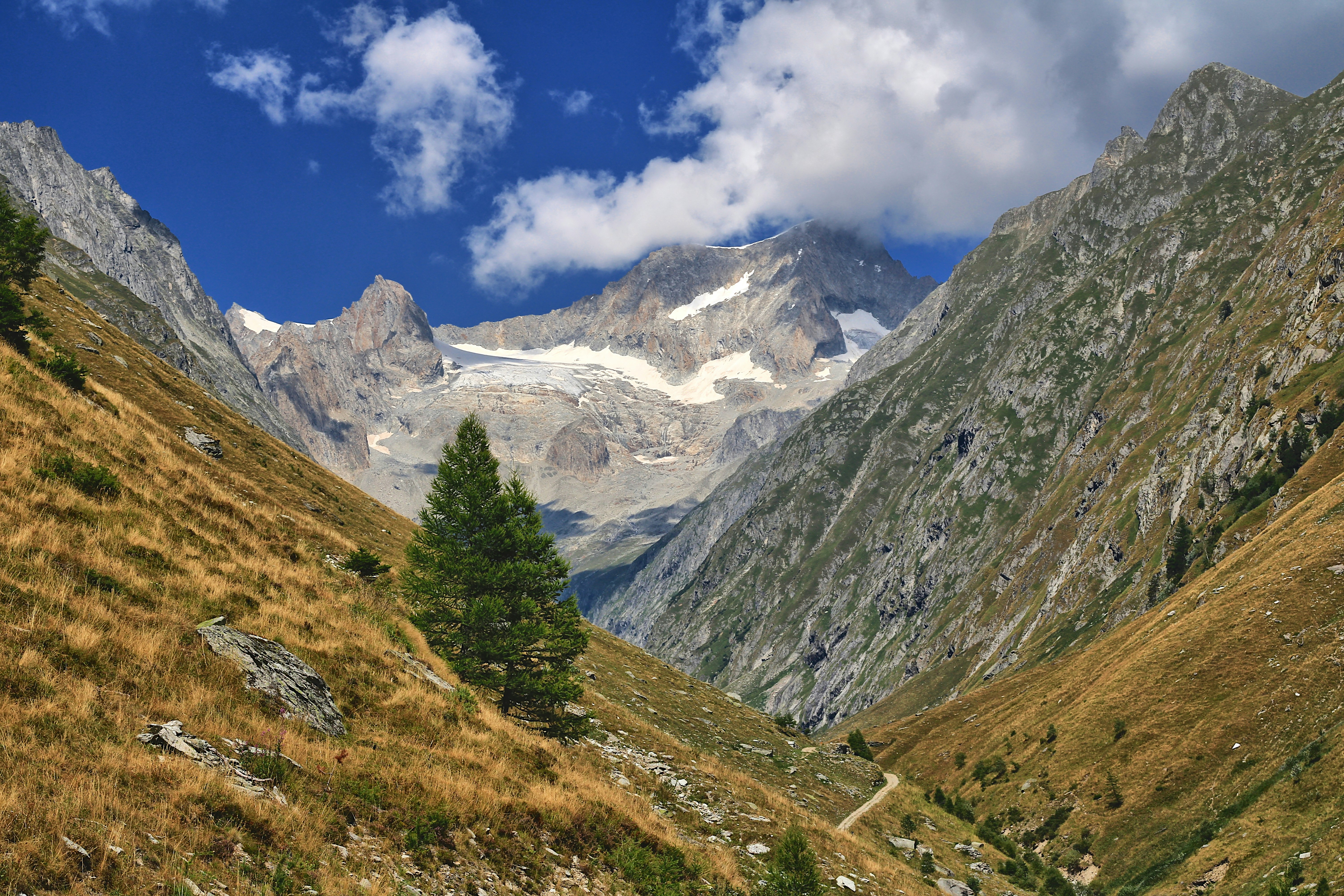 Photo by appenzellmoto