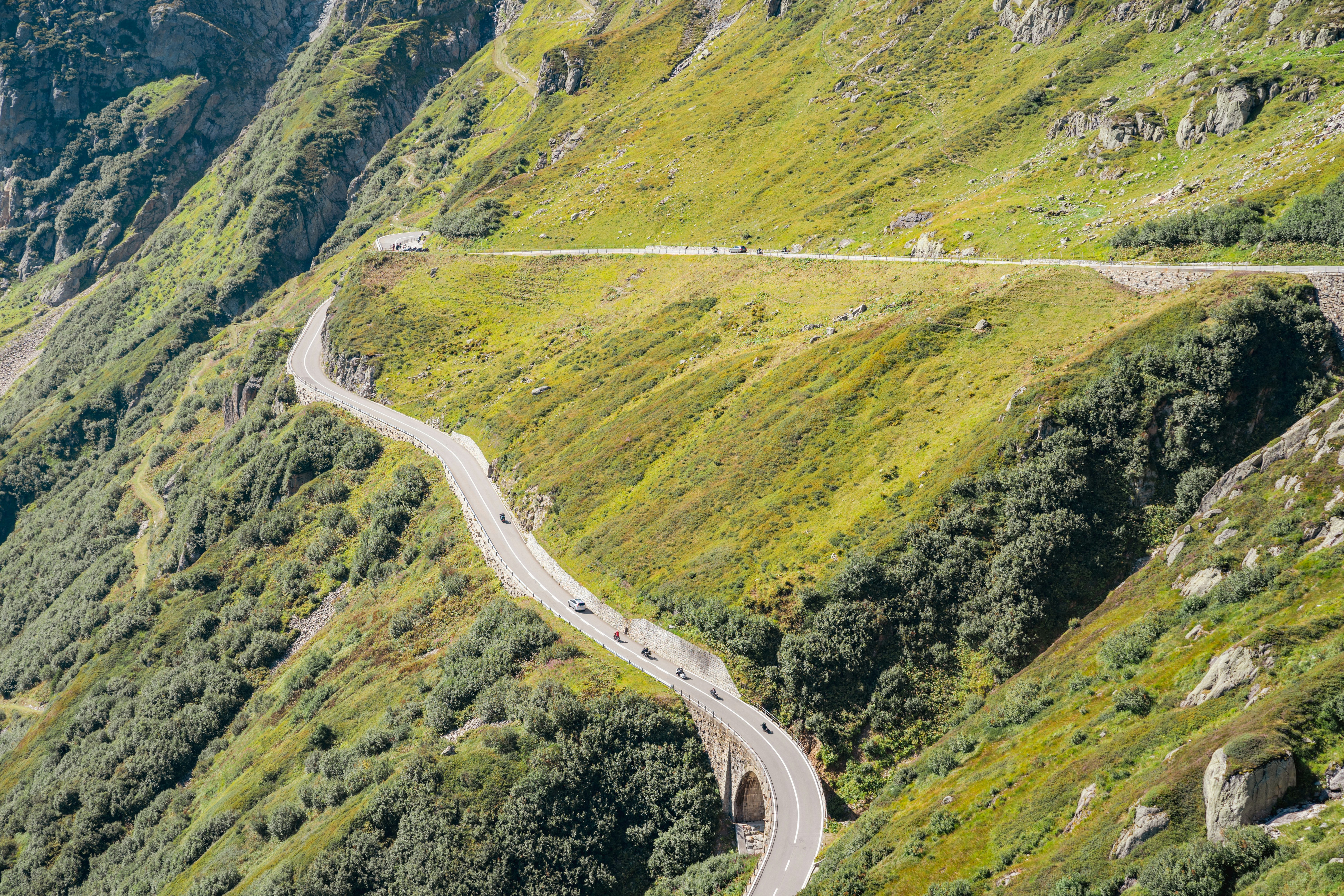 Photo by hassananayi