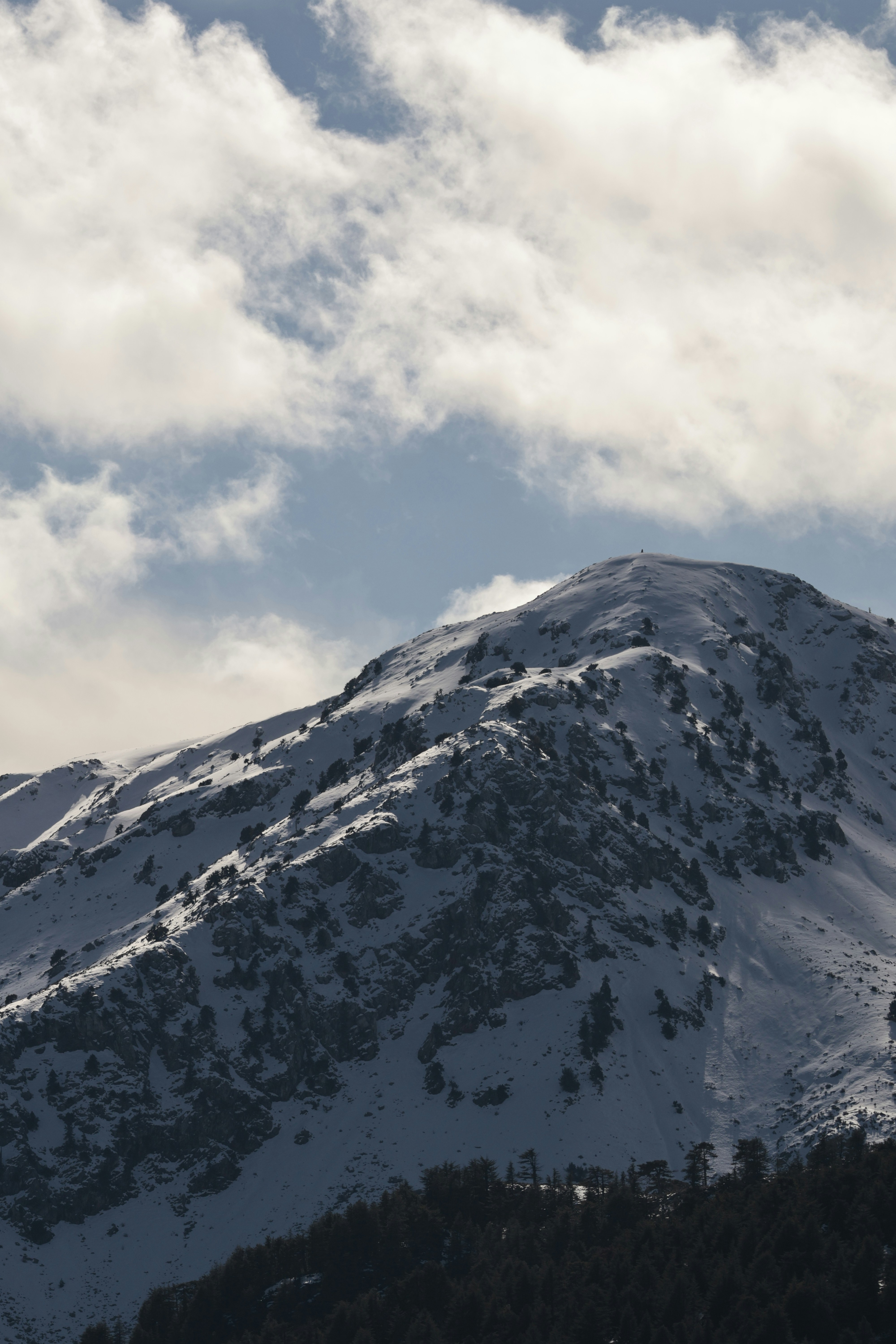 Photo by burakemrecr