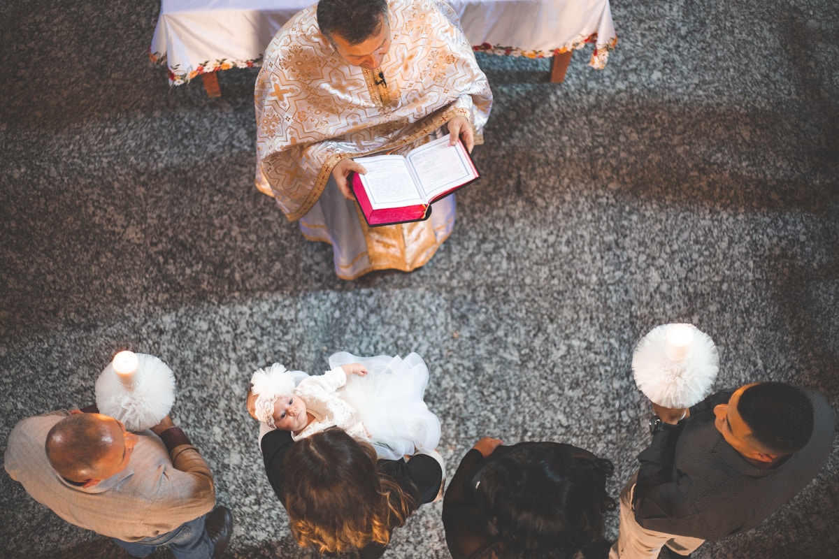 Customised rituals and ceremonies image background image