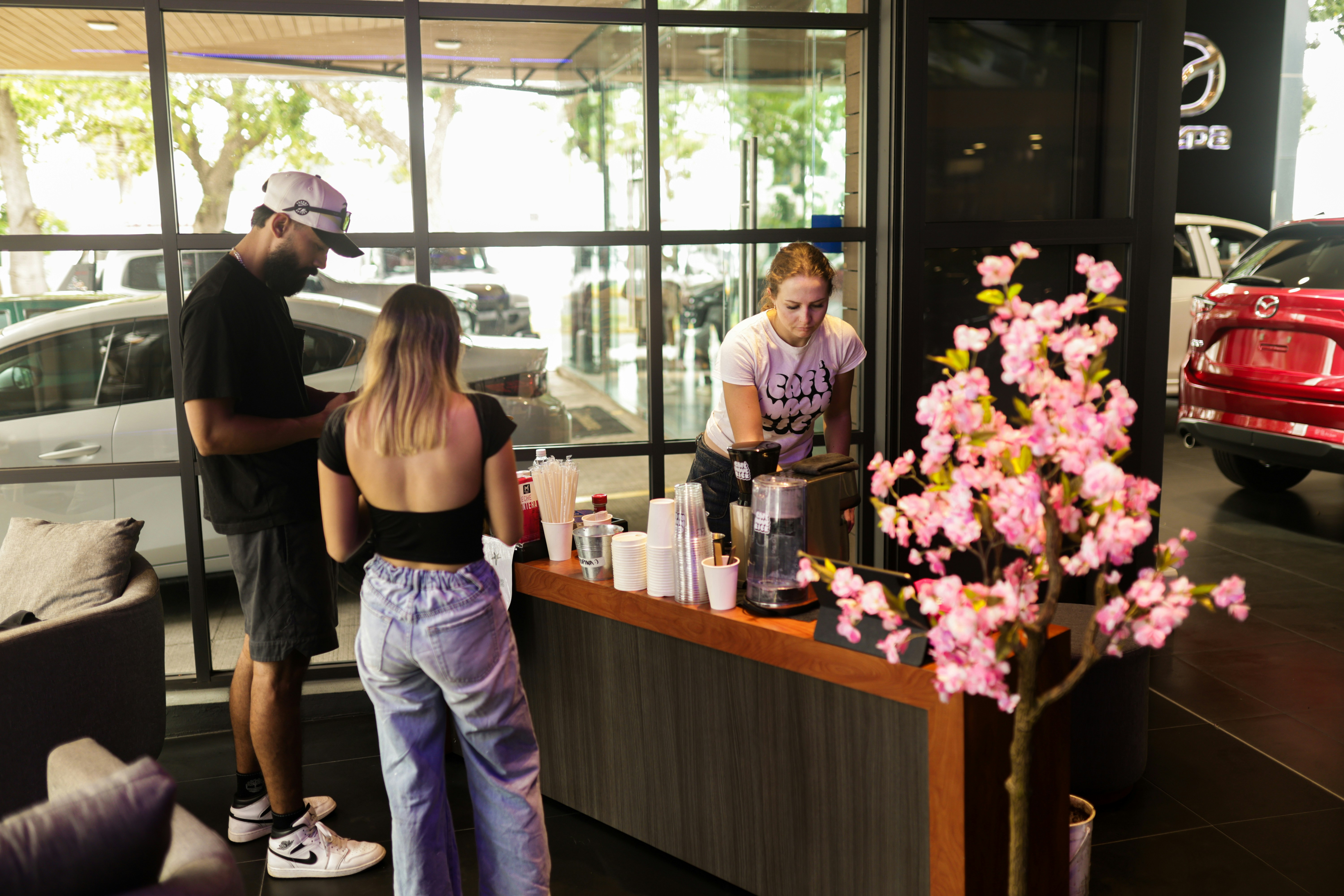 Micro‑Popups & Capsule Menus: How In-Store Cafés Within Gift Shops Boost Dwell Time (2026)