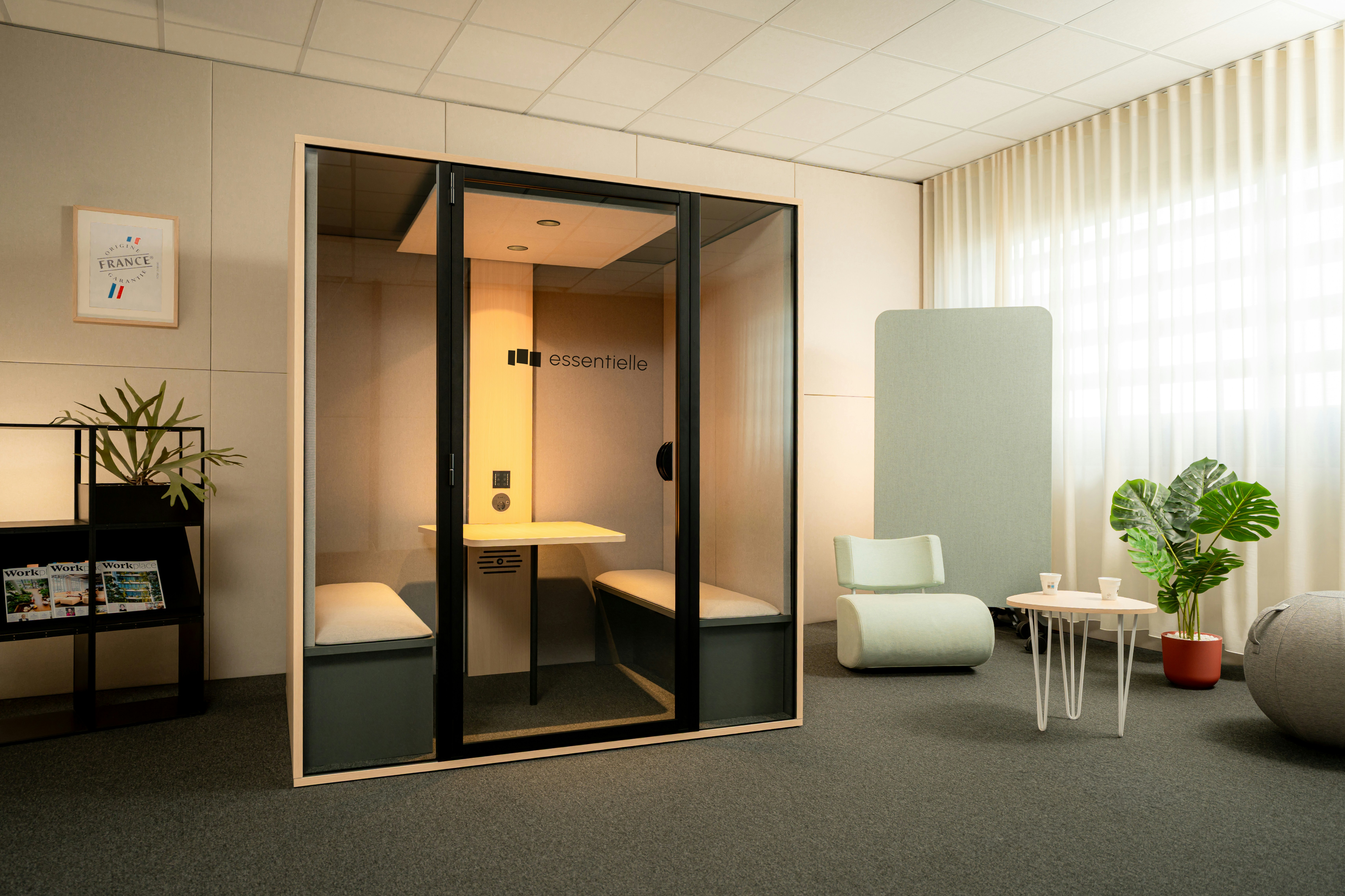 Photo by essentielle