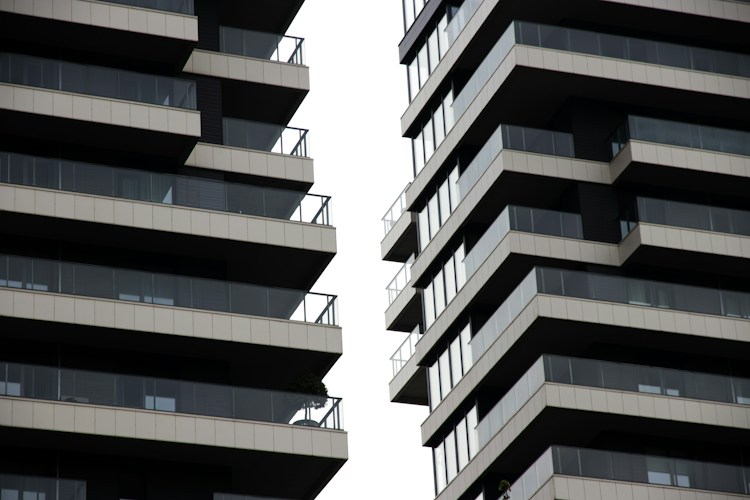 Extinción de condominio vs Compraventa en herencias