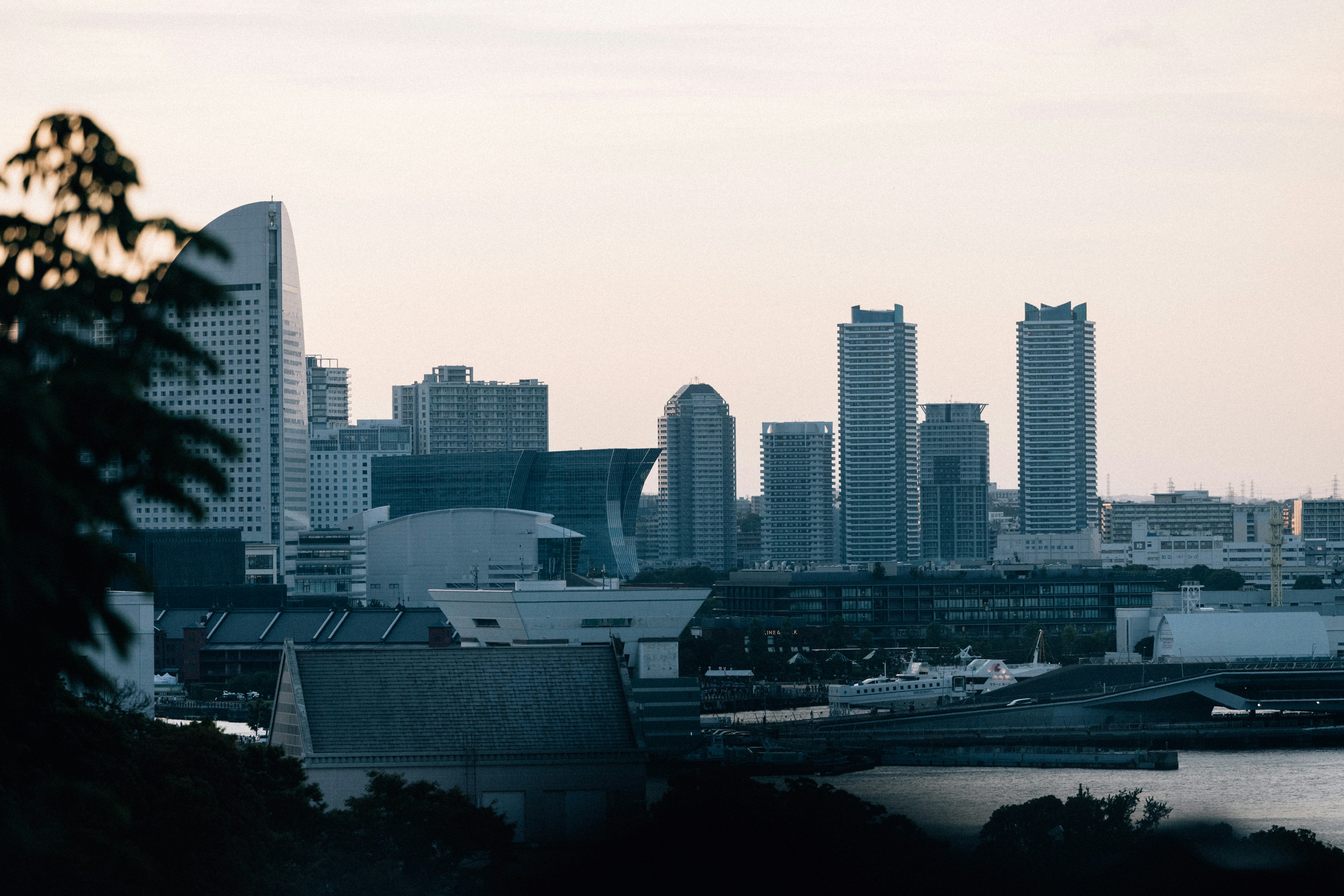 Photo by tsuyoshikozu