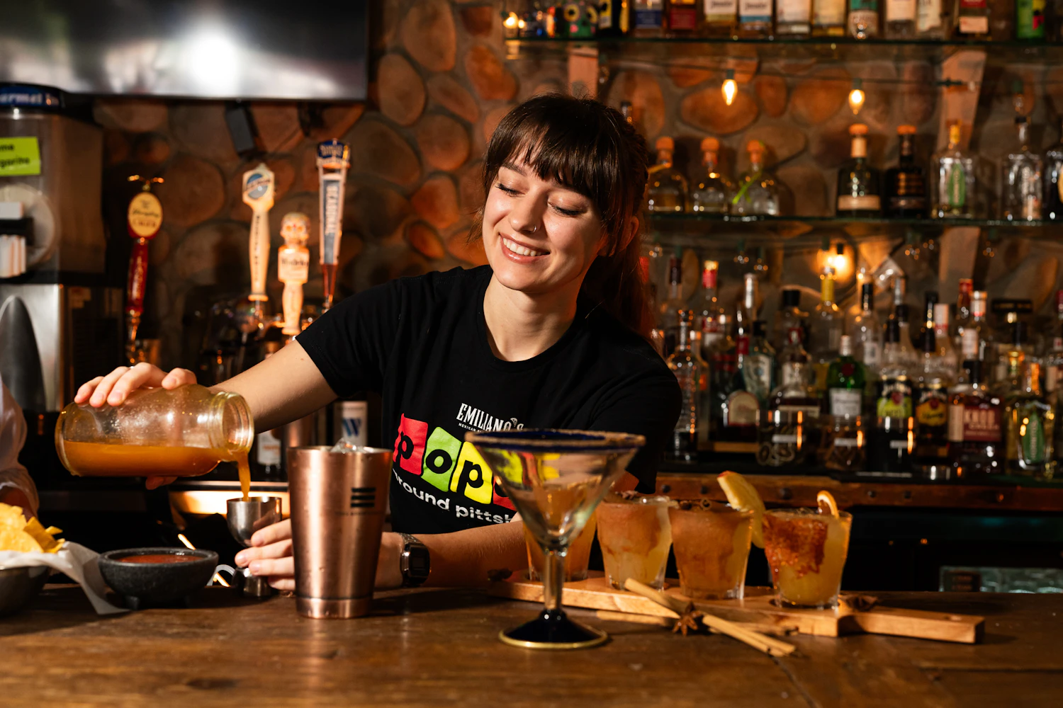 Bar mit Getränken als typische Situation für Alkohol und Party-Trigger