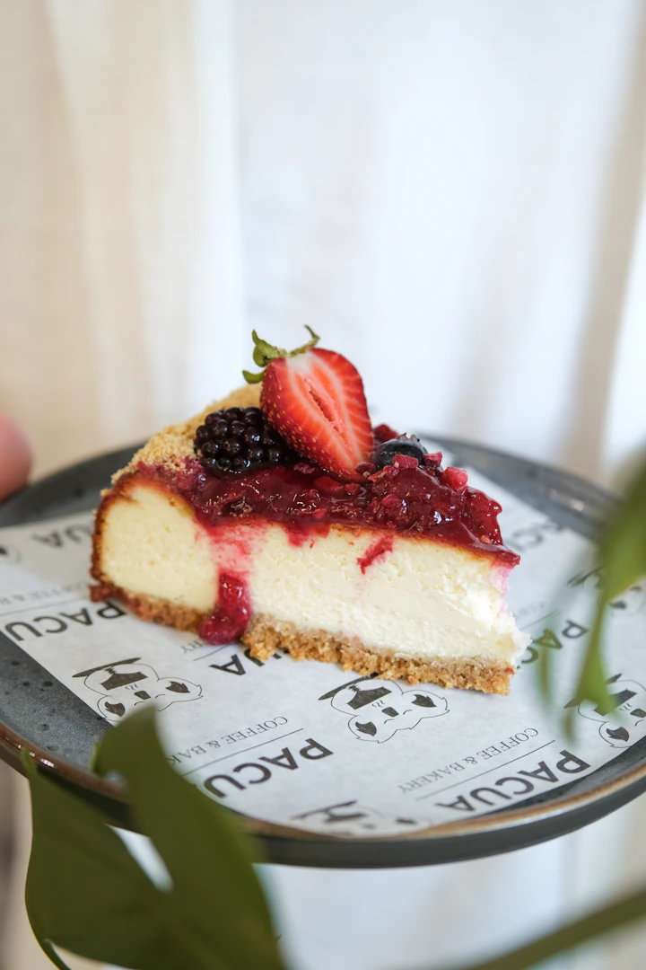 Strawberry cheesecake slice