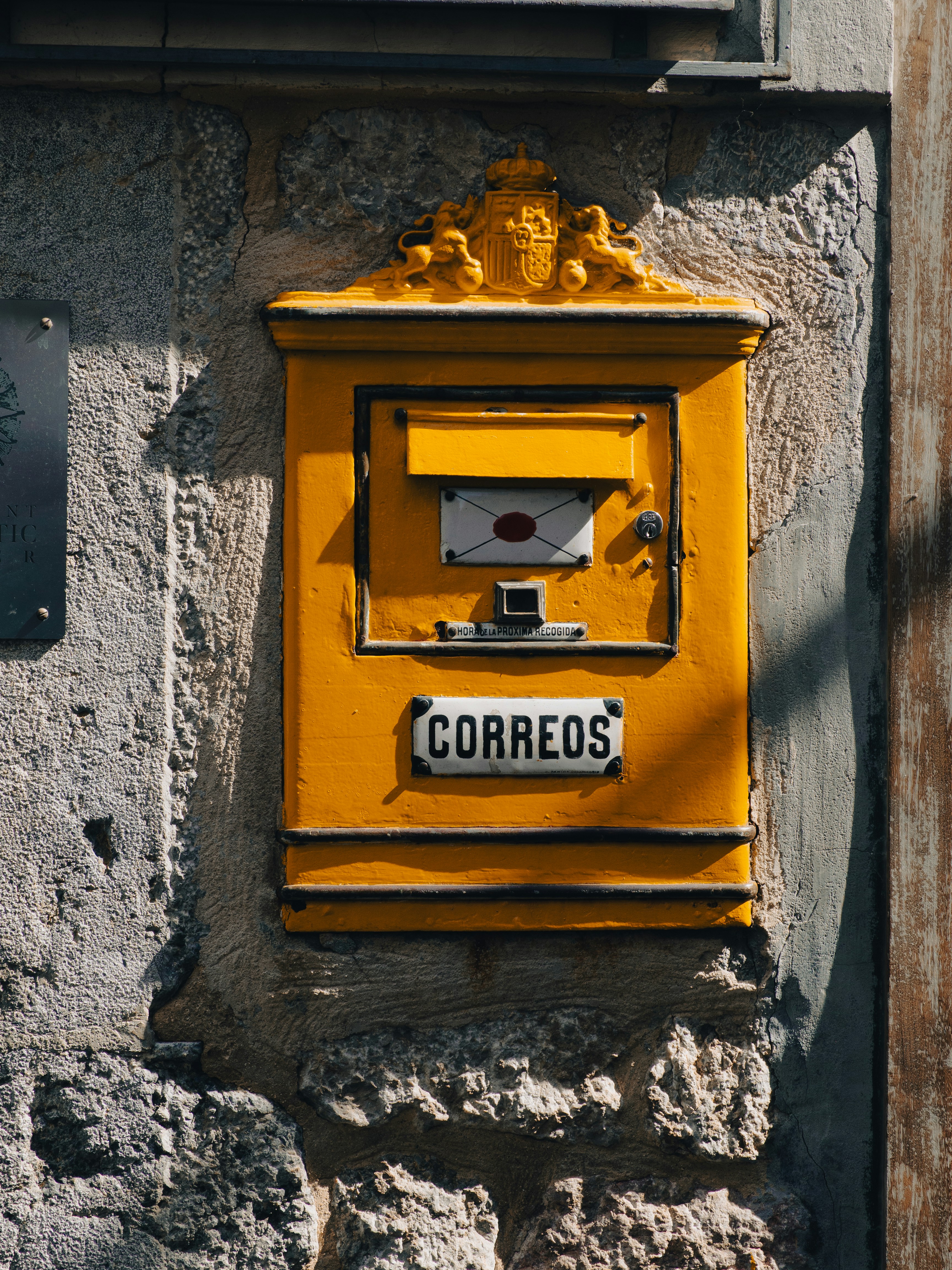 Access Readers and Controllers