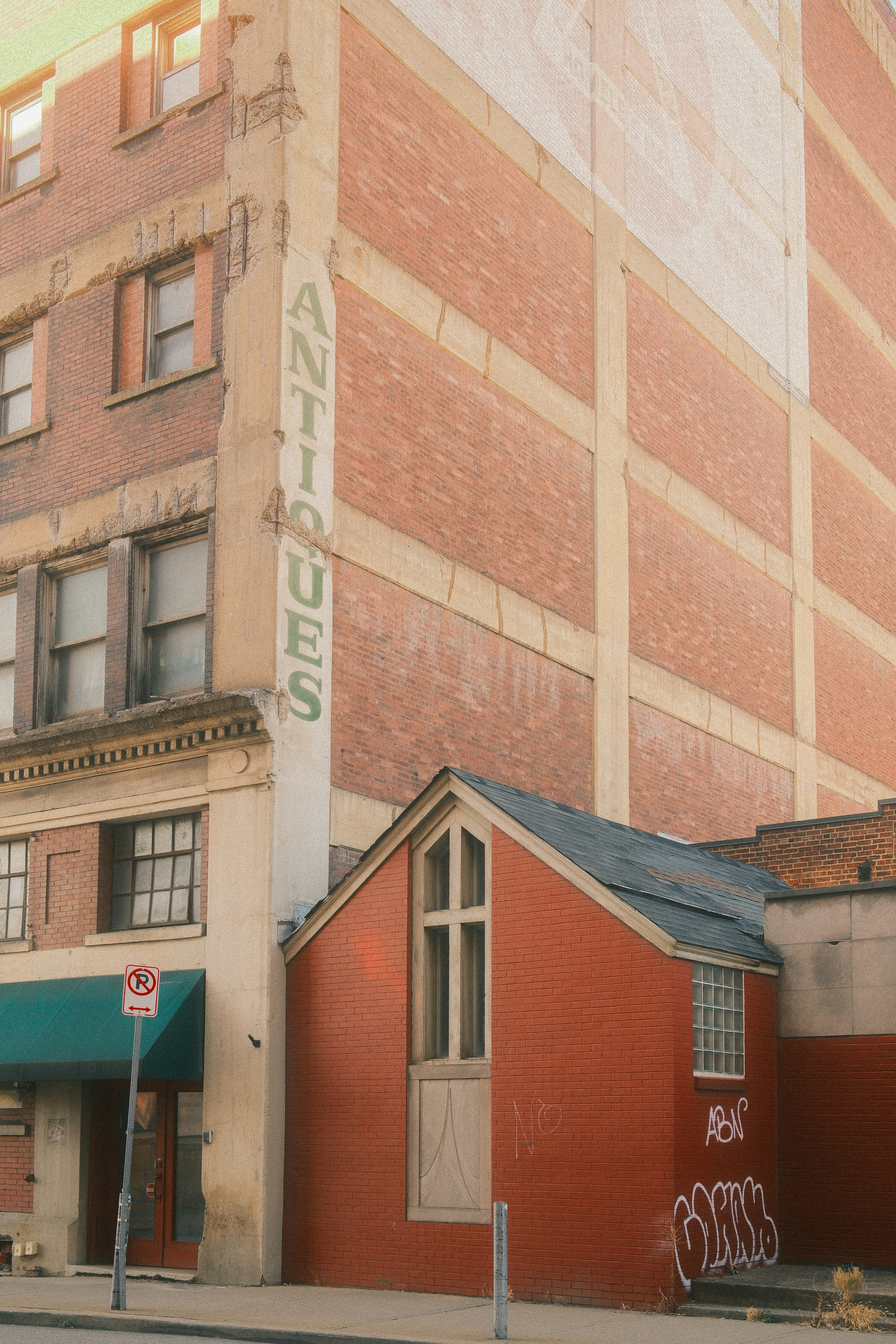 Photo by meganmajocha