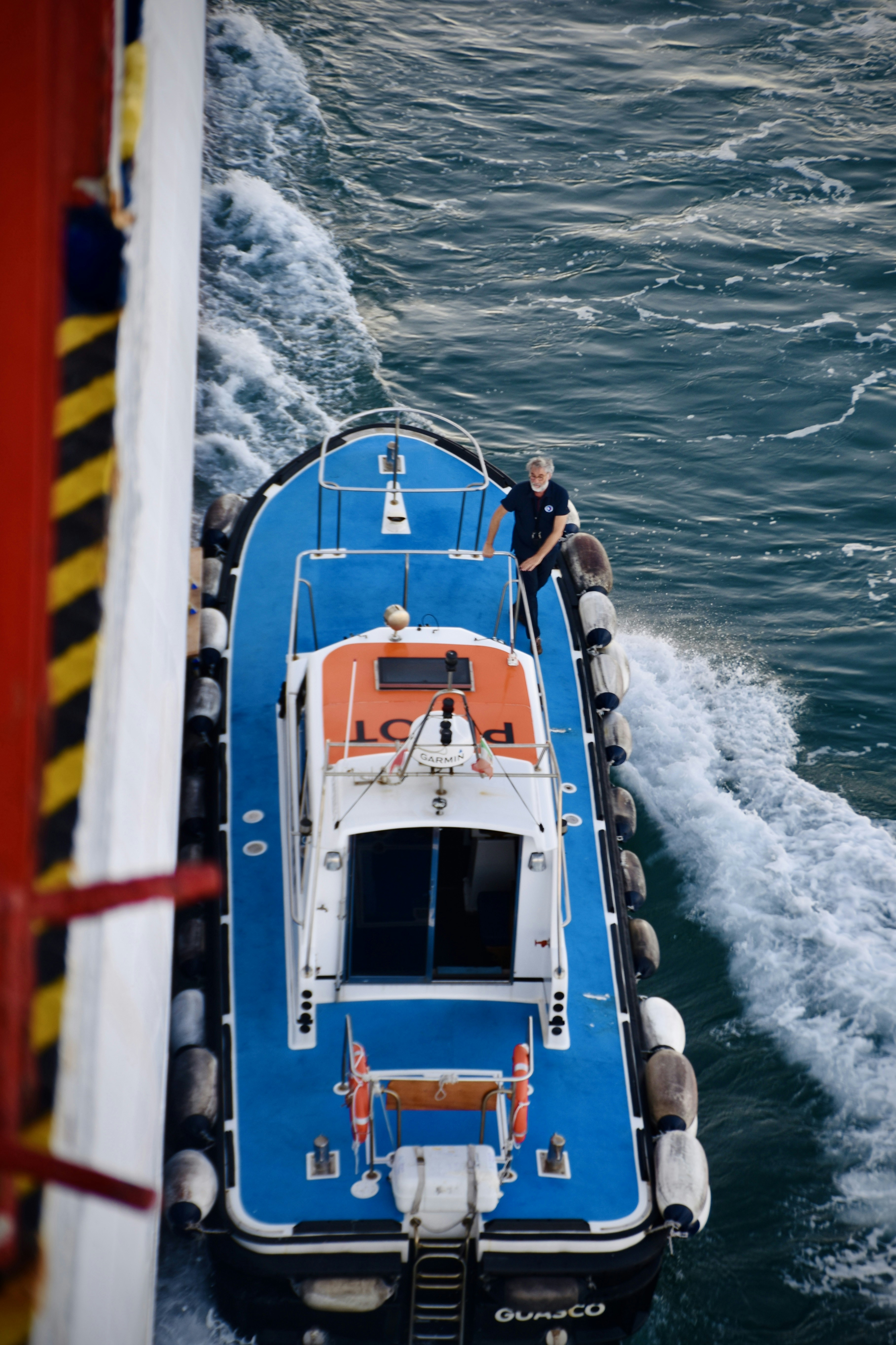 Photo by arnosenoner