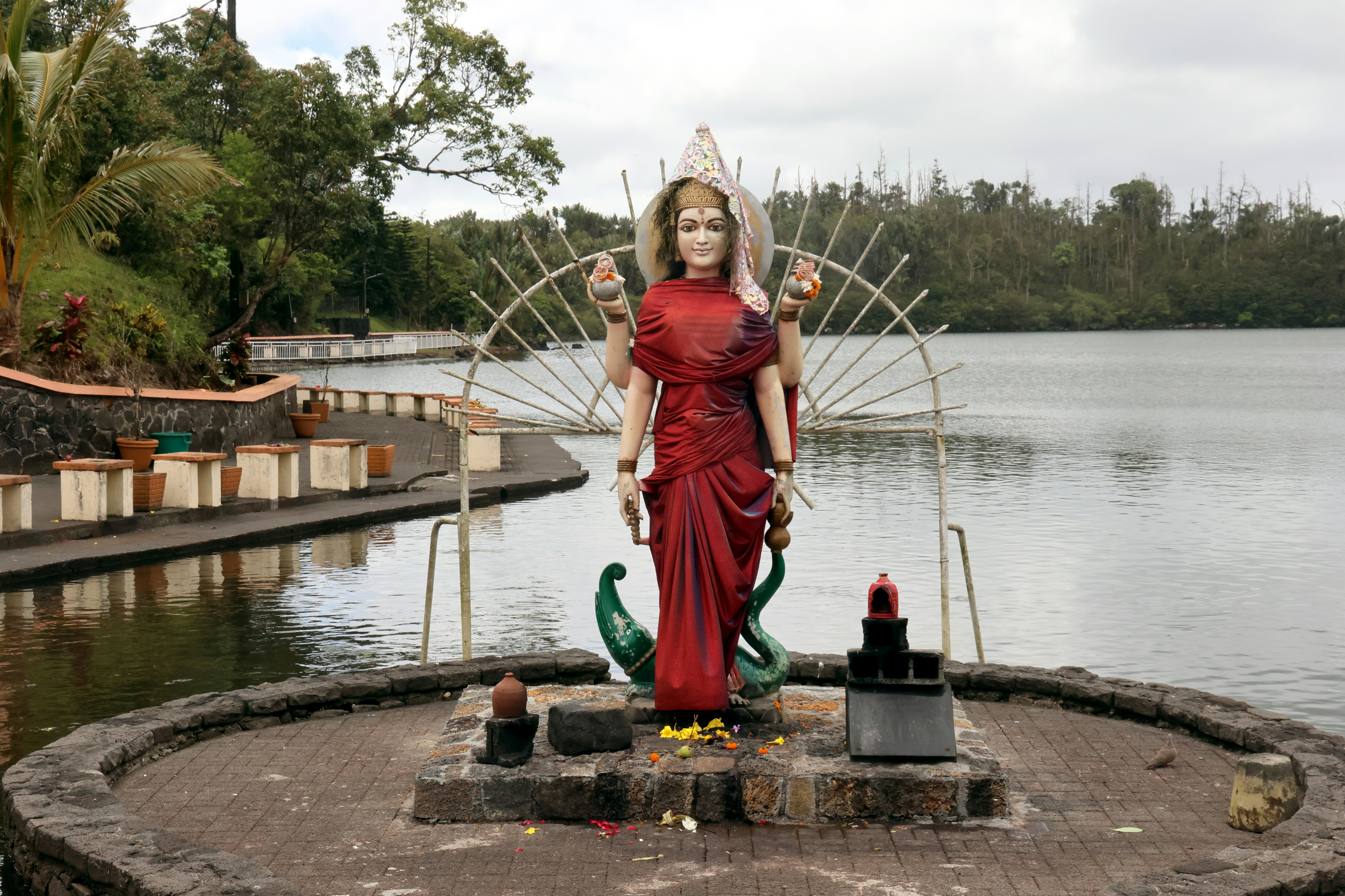 Our Lady of the Lake World Peace Plaza
