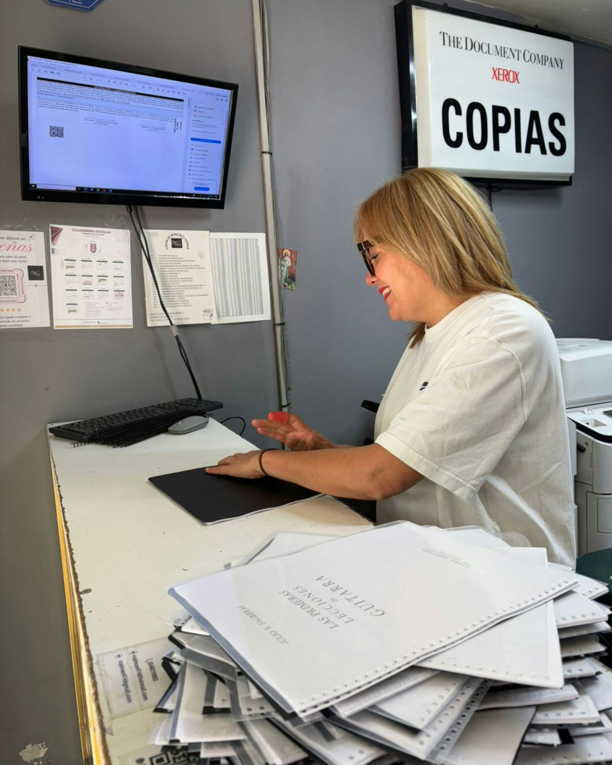 Equipo COPIMAX trabajando