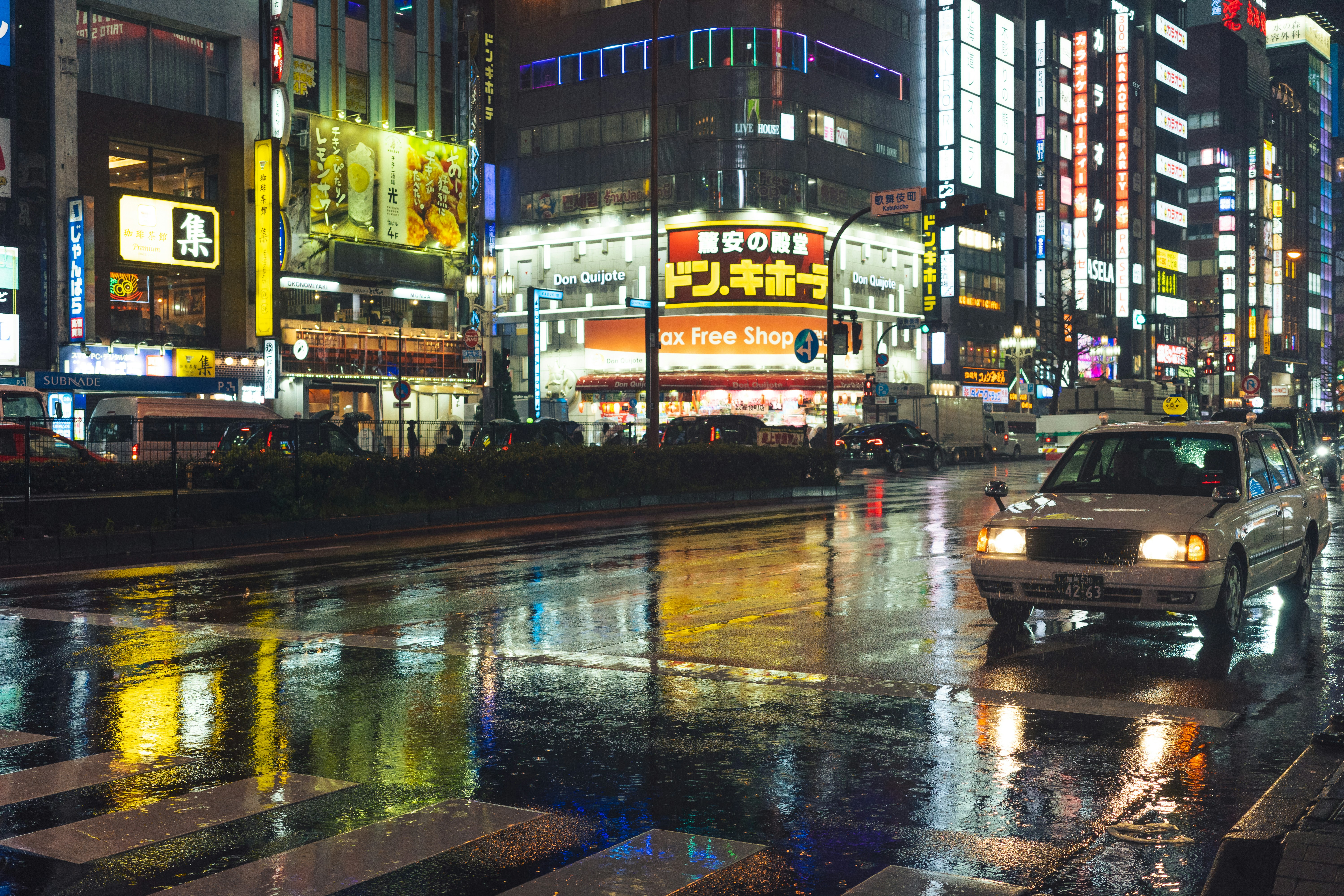 Photo by mirrors_are_more_fun