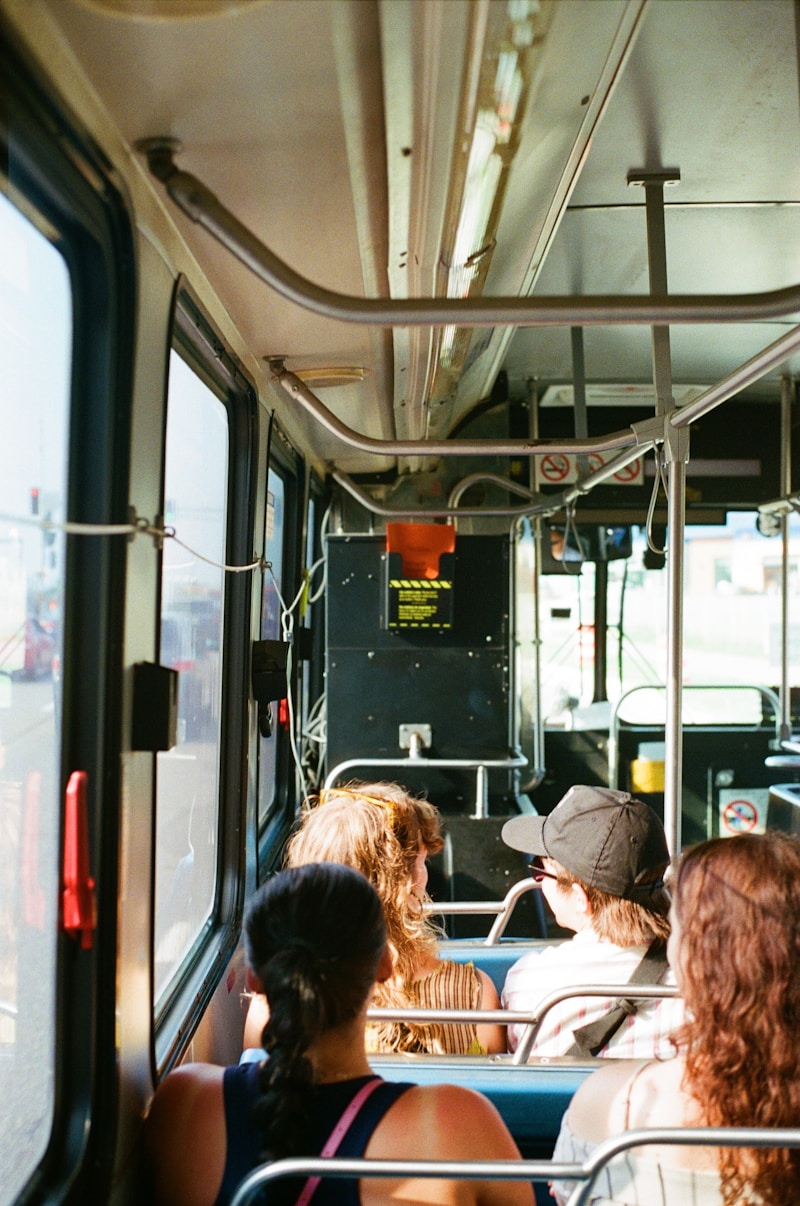 Contrôleur / Contrôleuse de bus