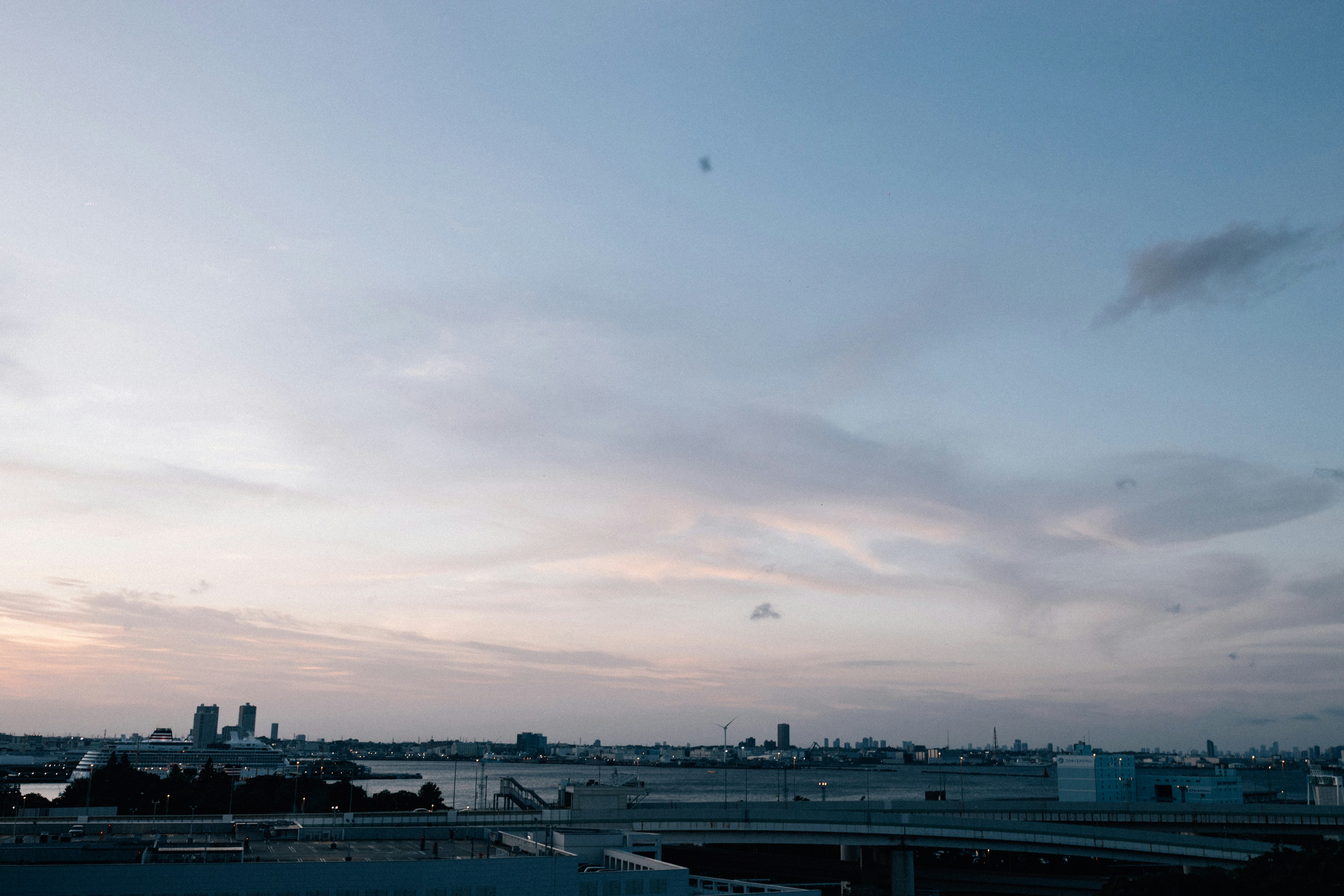 Photo by tsuyoshikozu