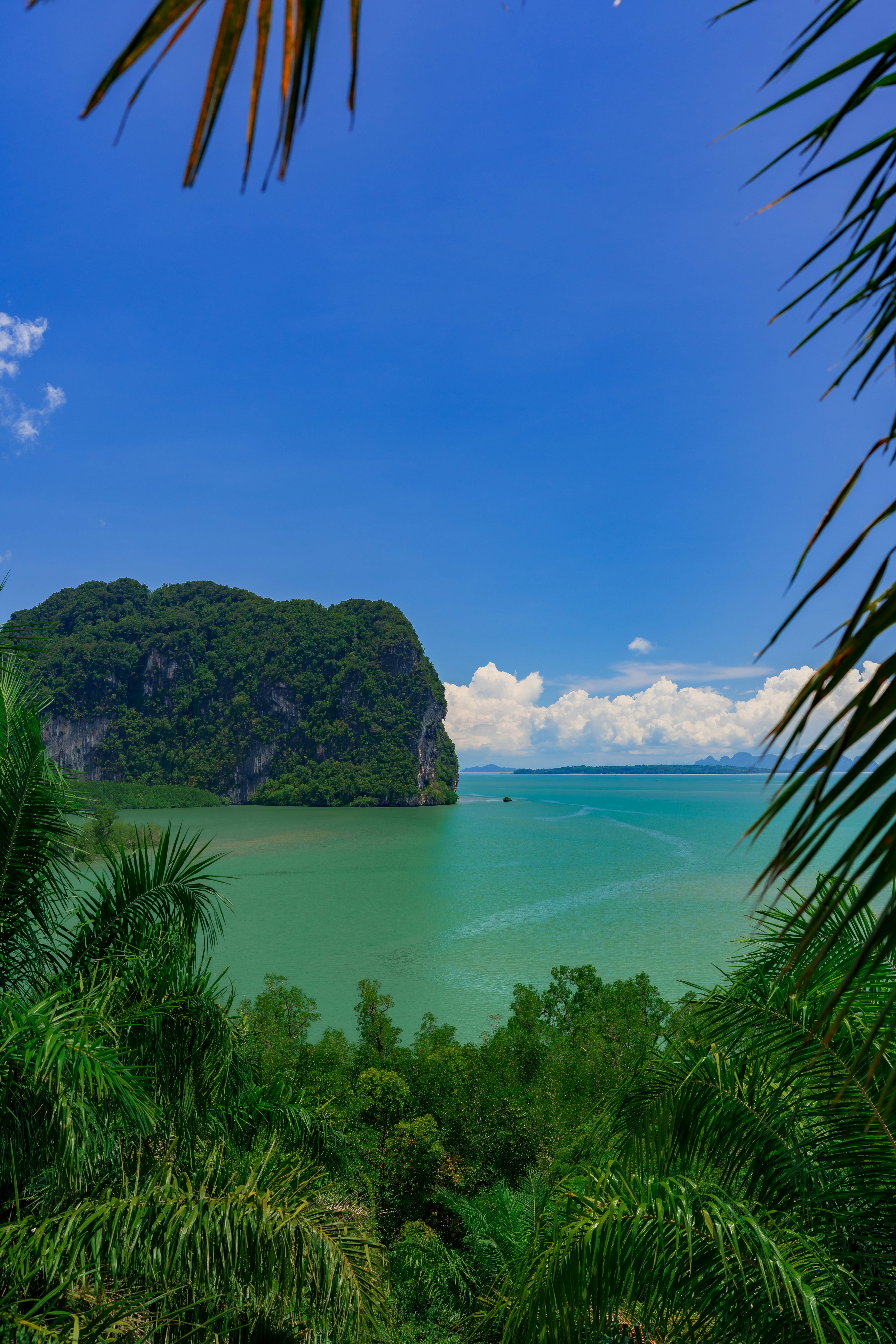 Getting Between the Islands