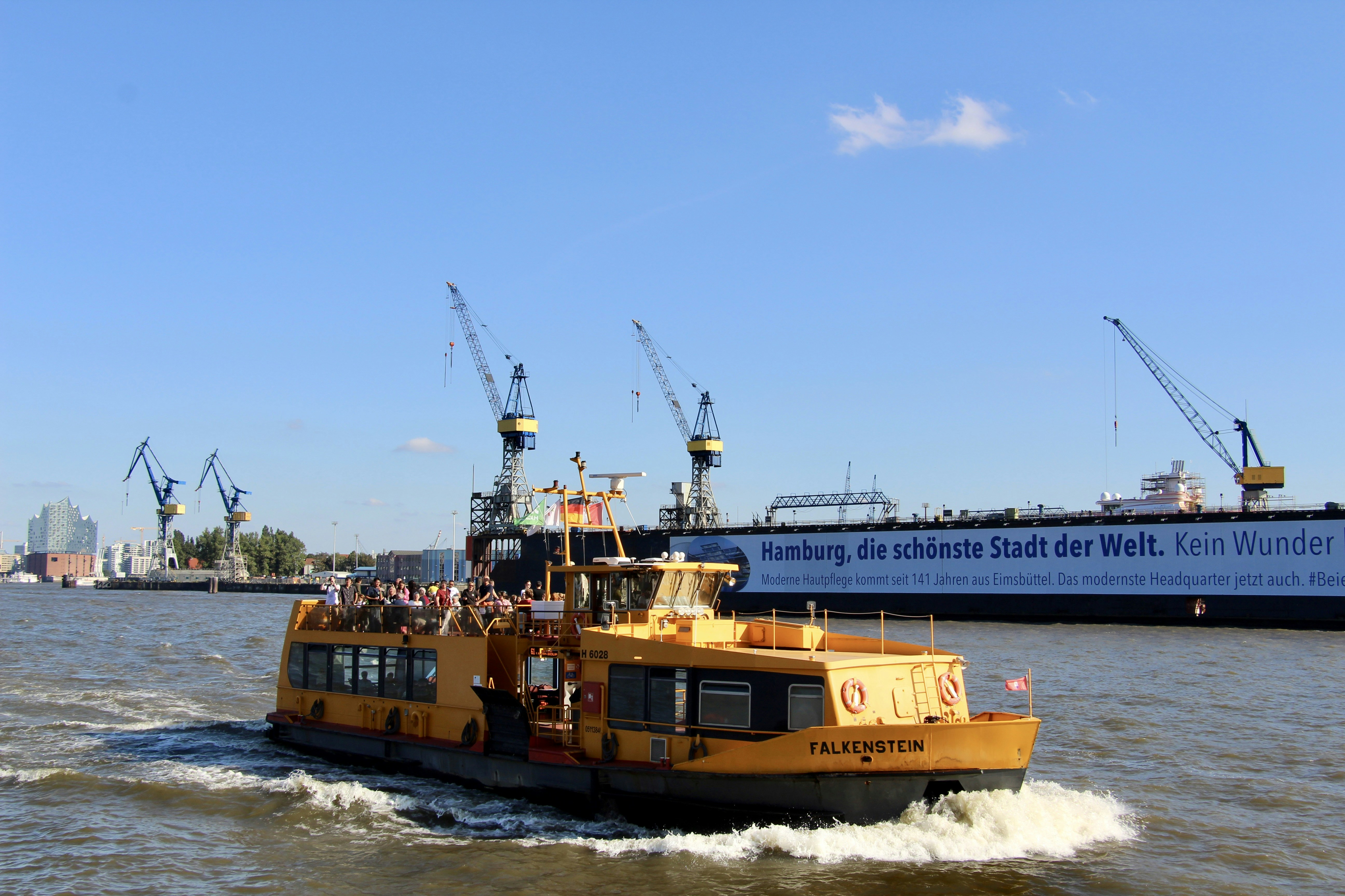 Photo by sanneschroeder