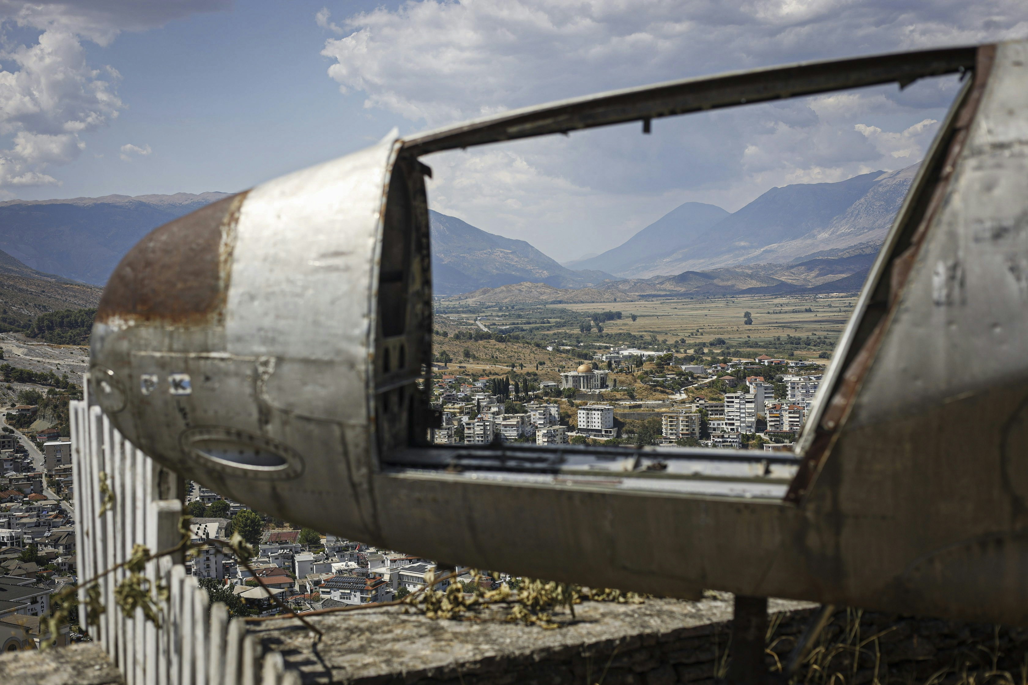 Gjirokastër – Nightlife & Evening Culture