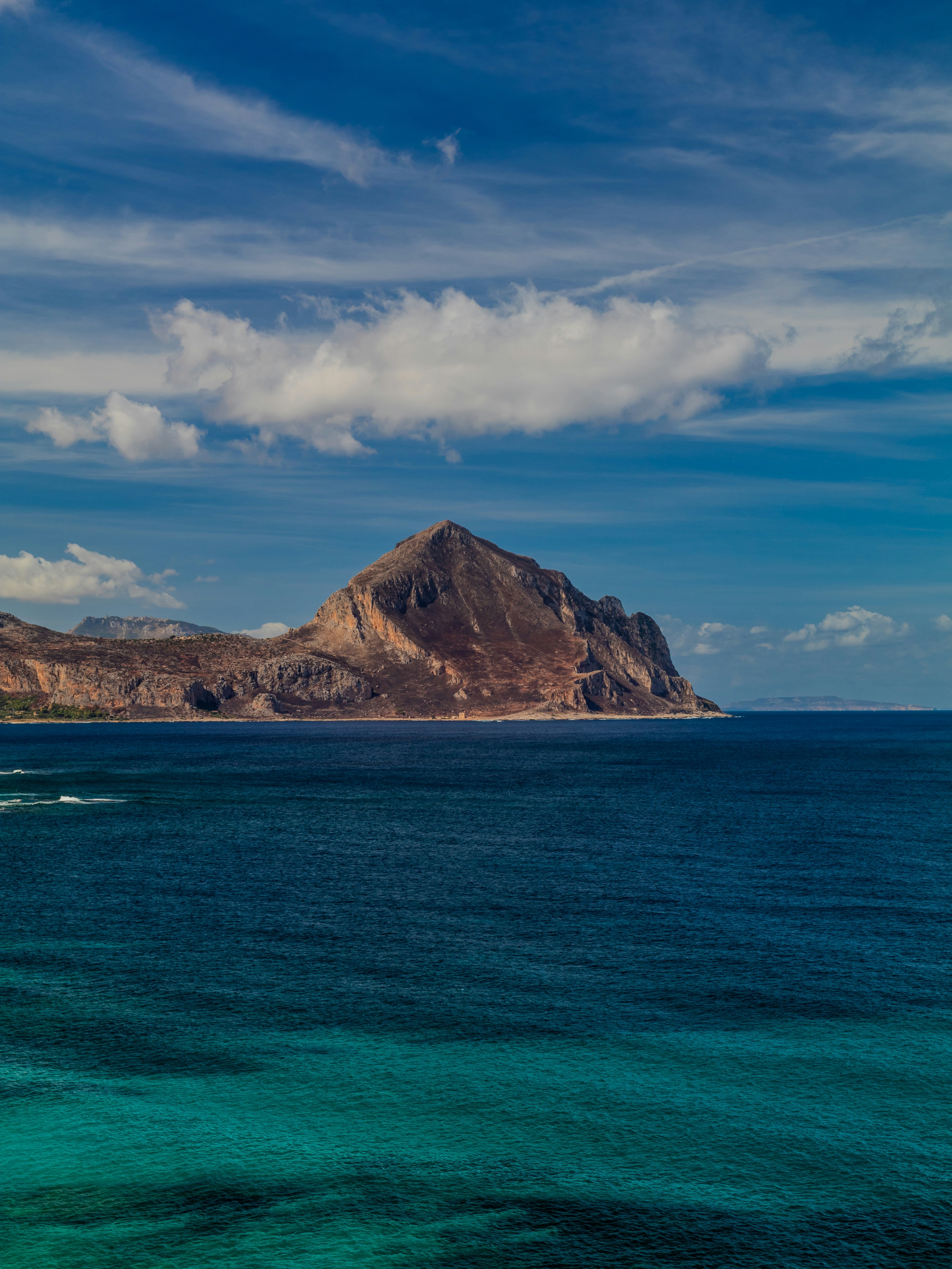 Photo by merlin_visual