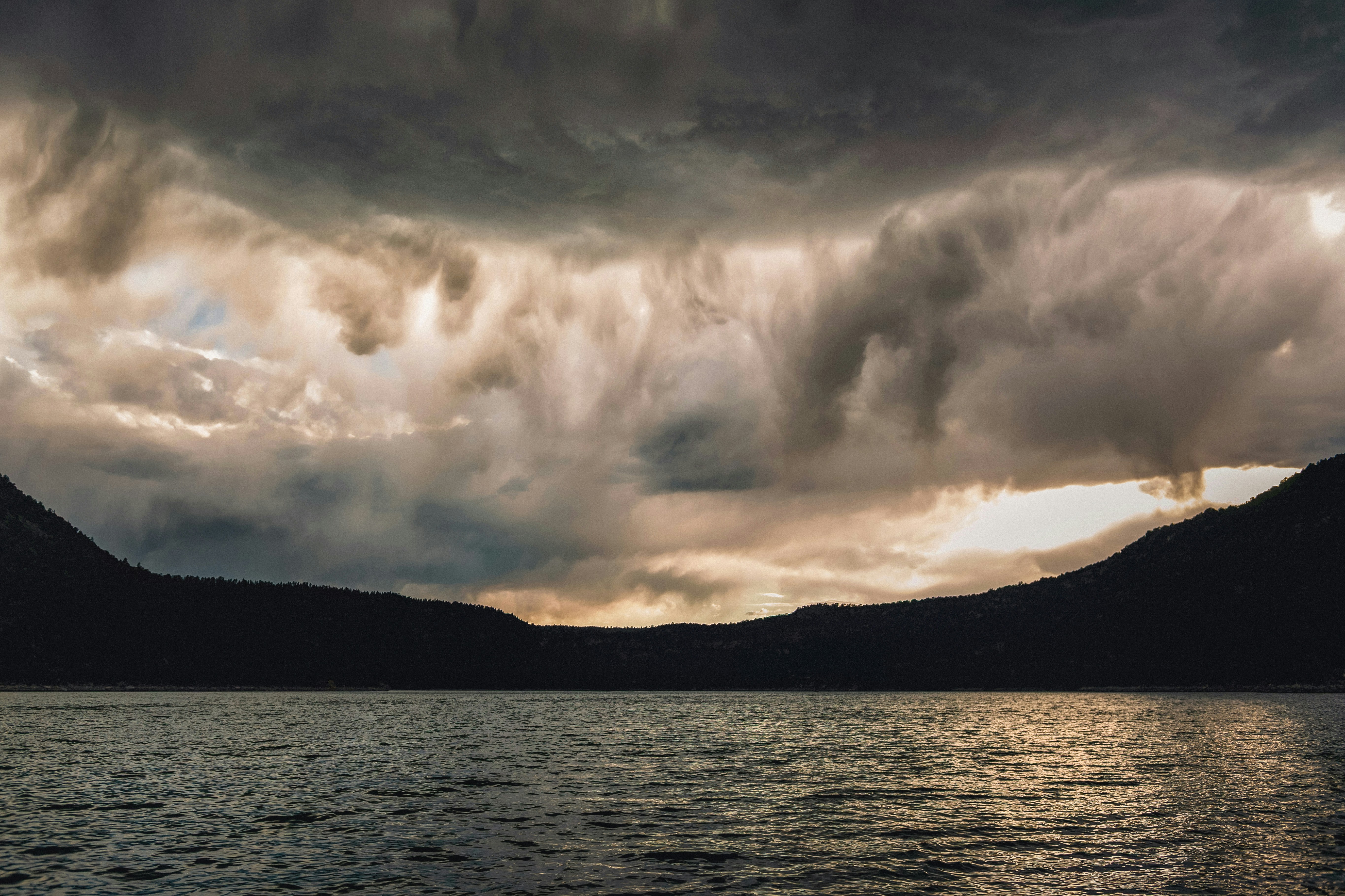 Complimentary AI Undresser Makes Virtual Clothing Changes Simple
