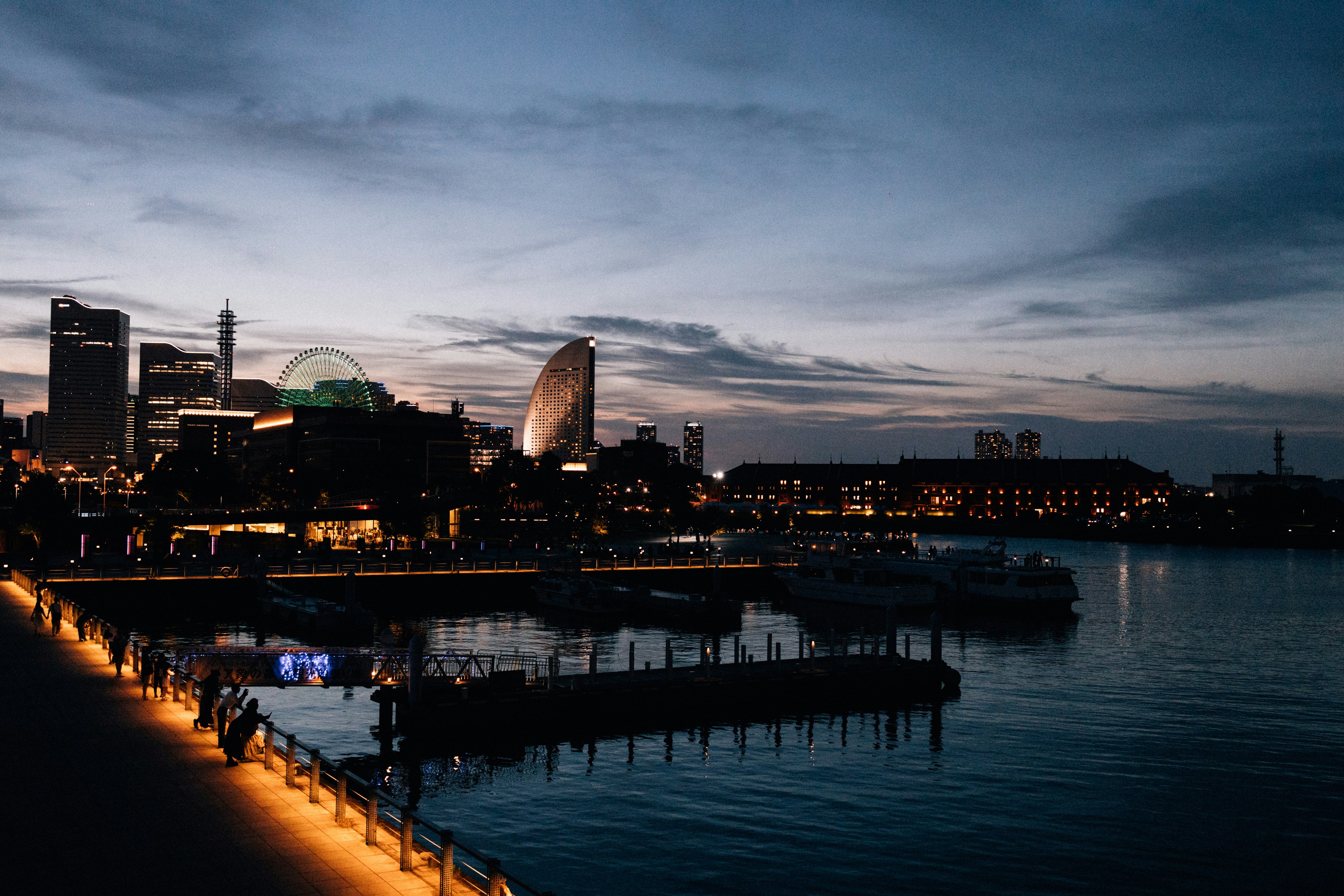 Photo by tsuyoshikozu