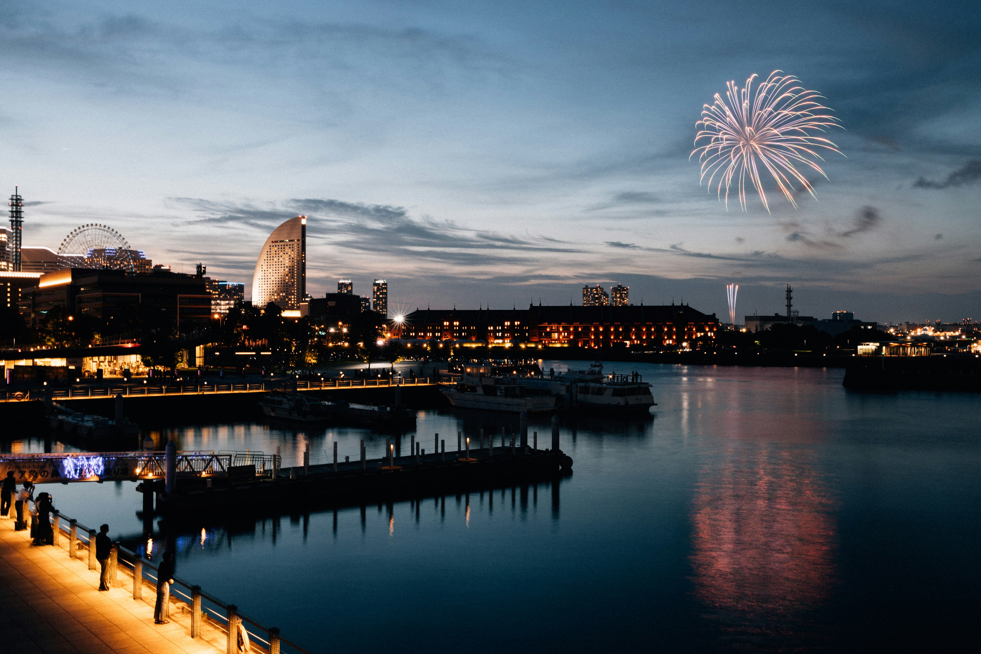 Photo by tsuyoshikozu