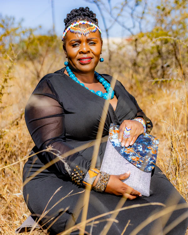 @nia.fits wearing Mudcloth wrap