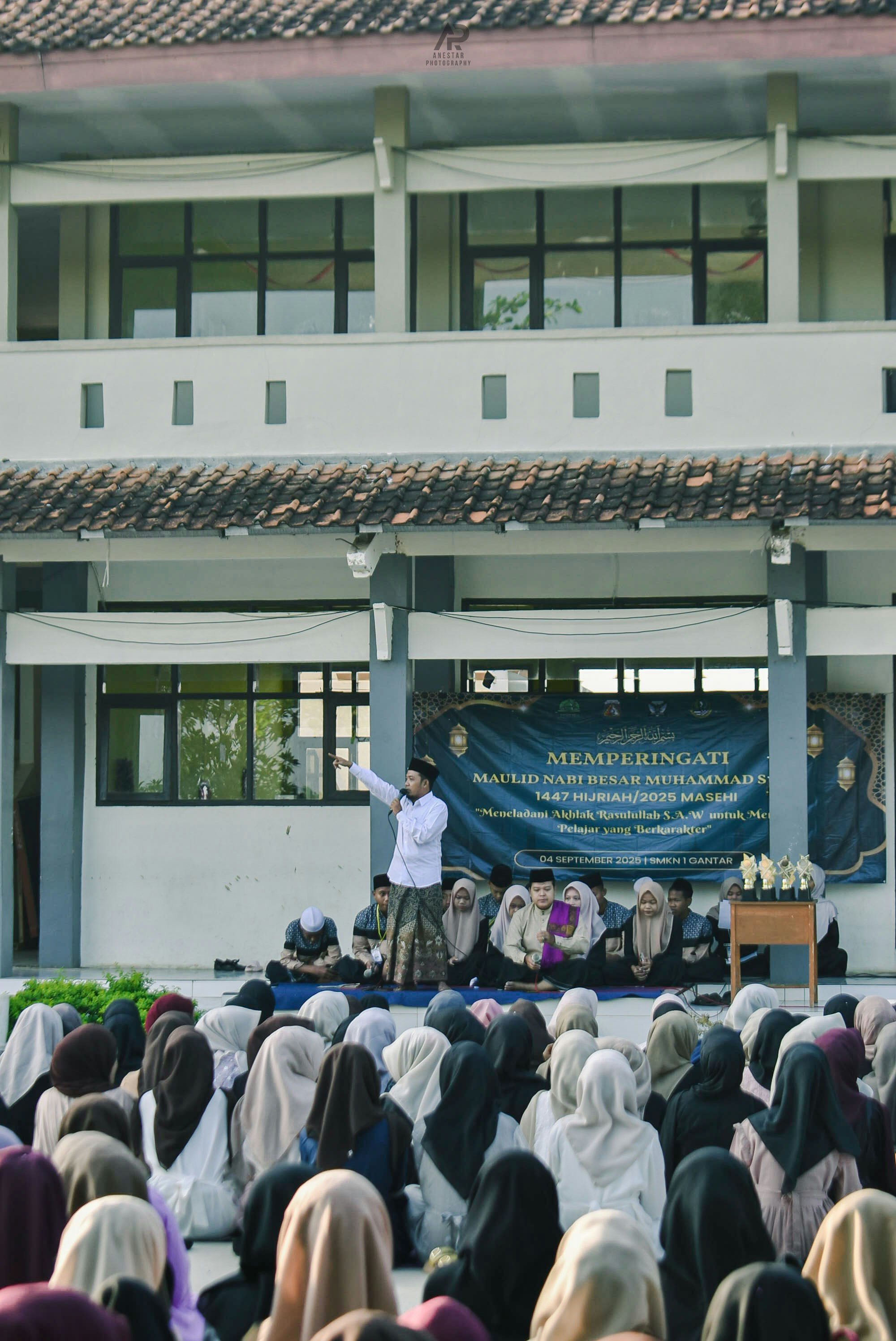 Photo by smkn1gantar