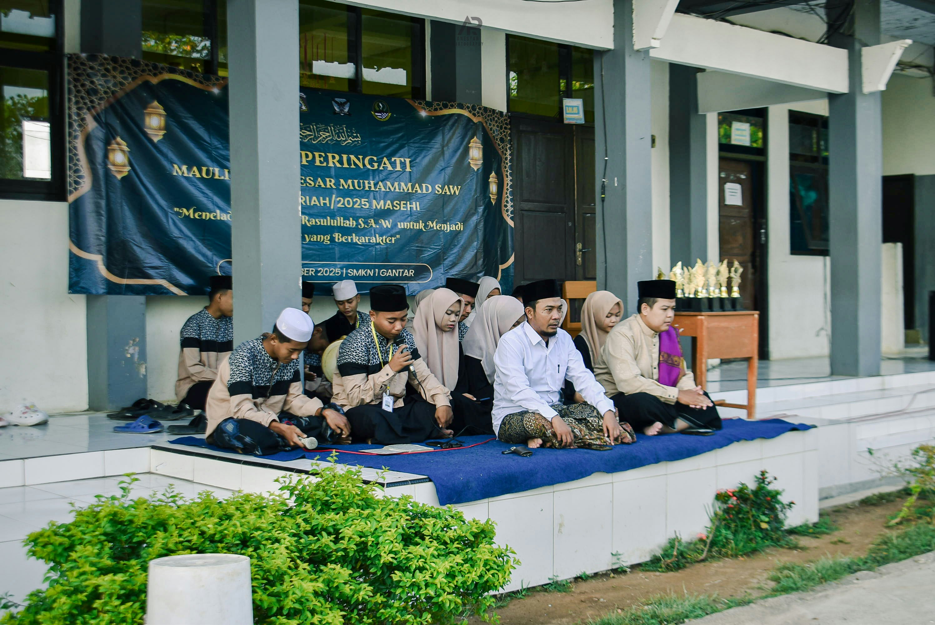 Photo by smkn1gantar