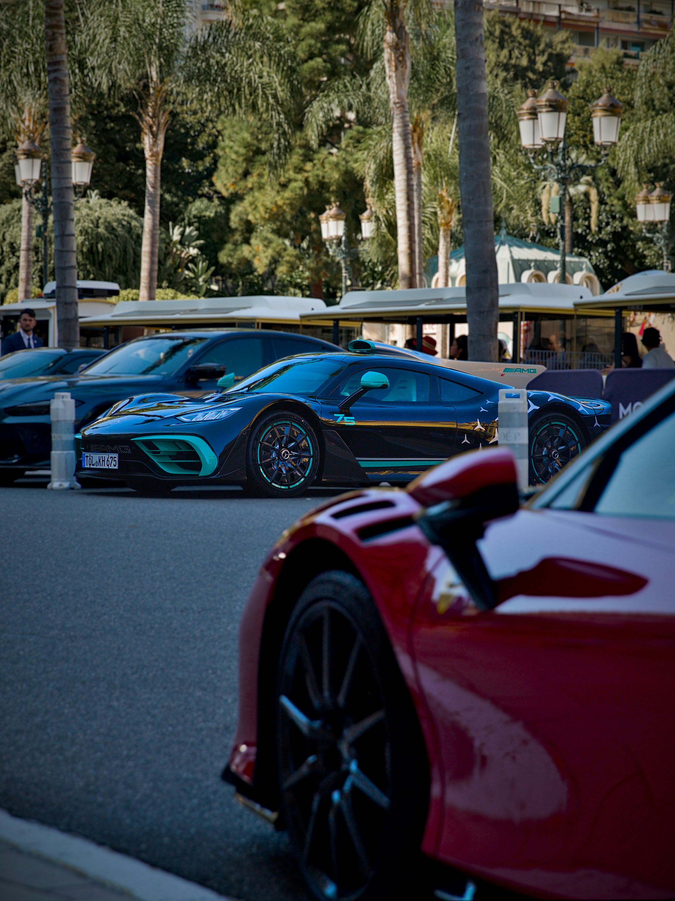 Mercedes AMG ONE wallpaper, ilustrasi artikel Mercedes-AMG ONE: F1 Powerhouse Hits the Road and Your Desktop! 2