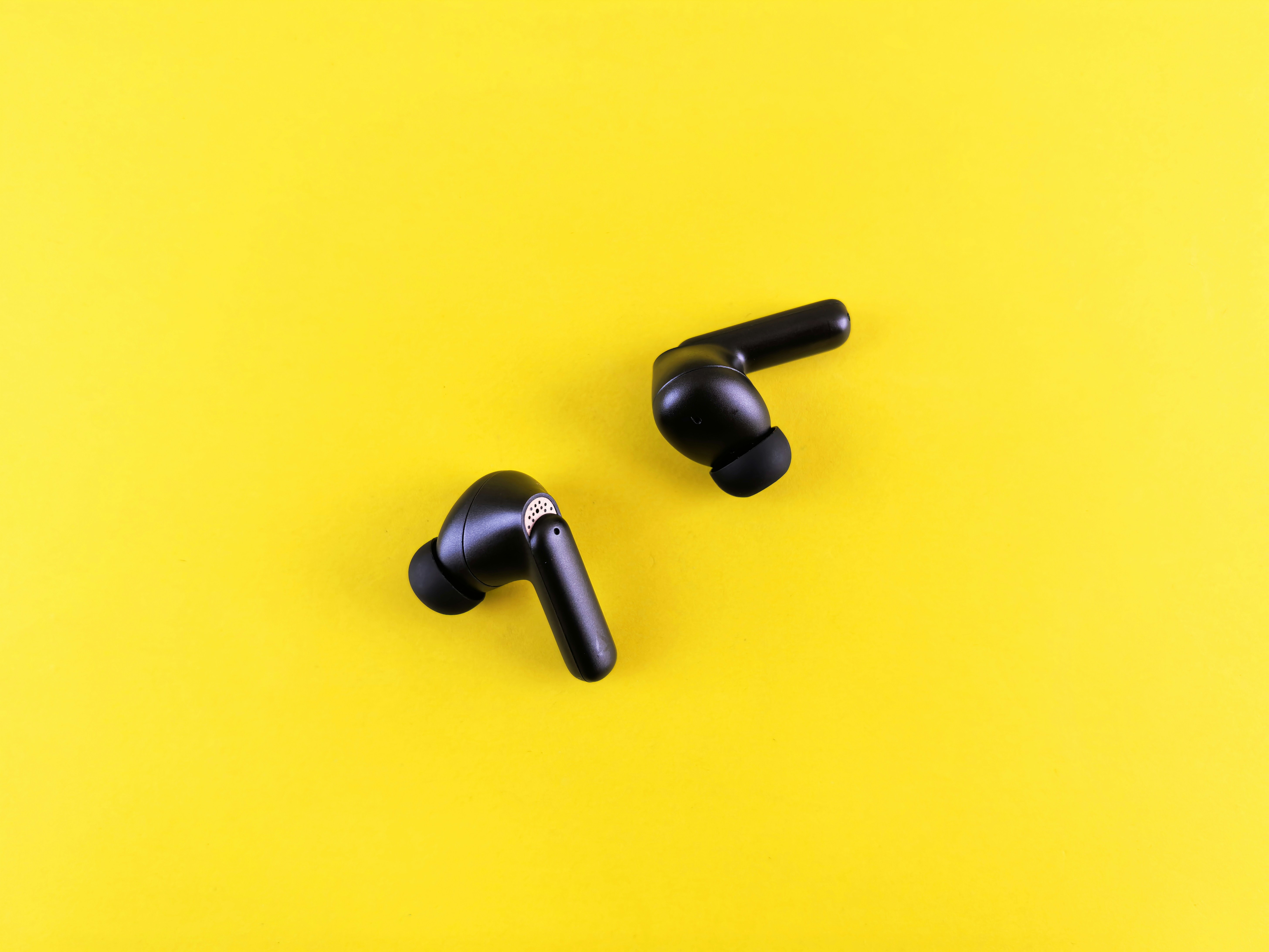 Individual AeroPod Earbuds