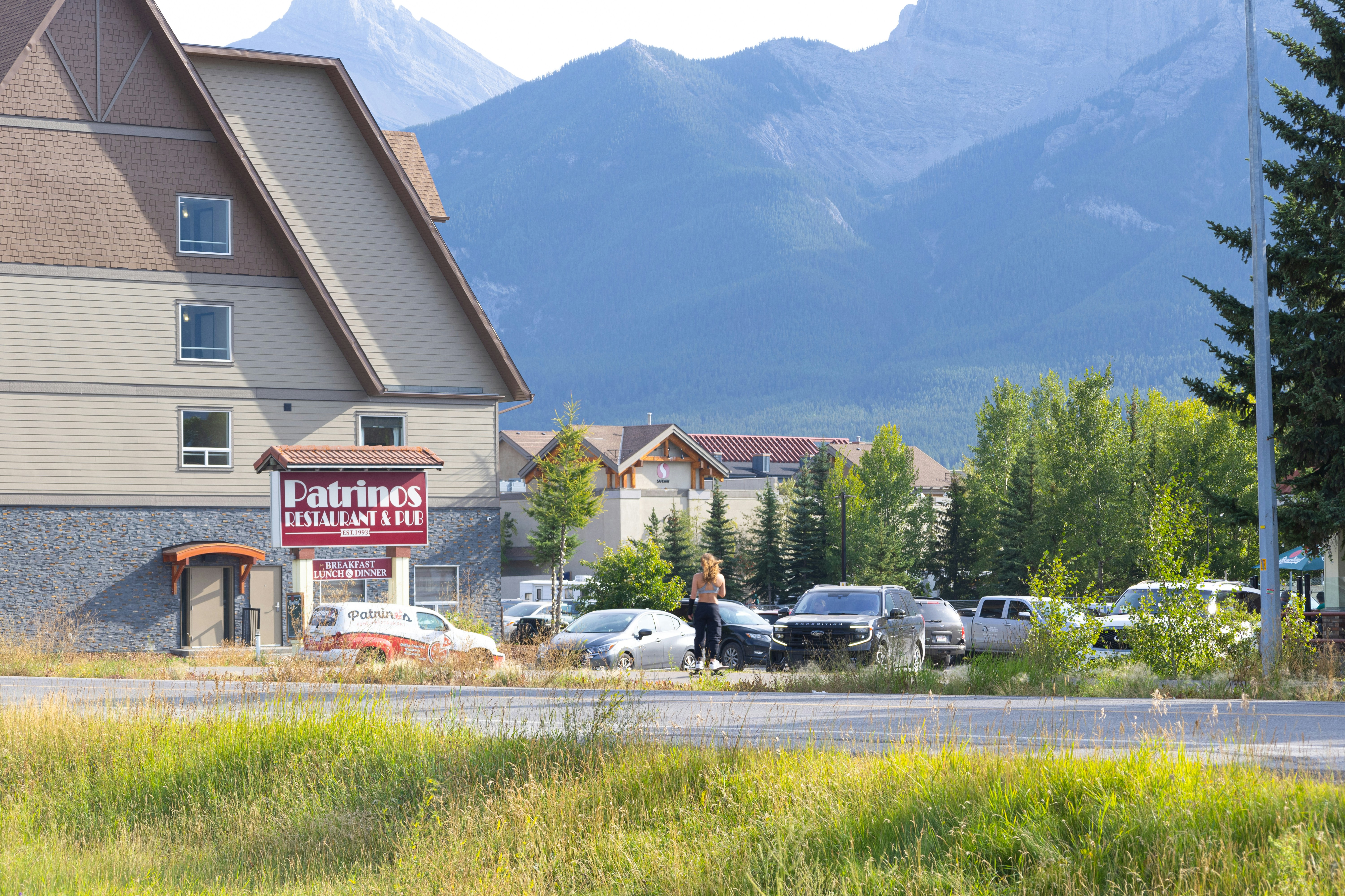 Keefe, Bruyette & Woods Maintains Market Perform on Valley Ntl, Raises Price Target to $12