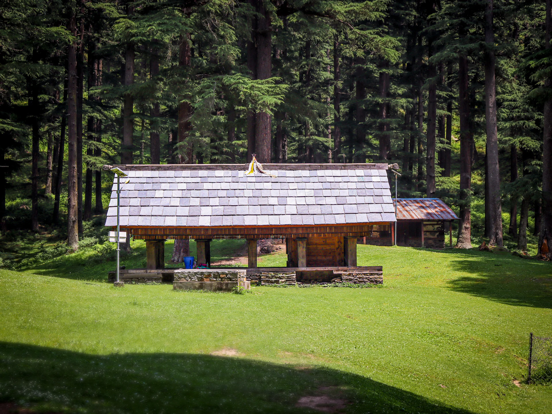 Chandigarh to Jibhi by taxi
