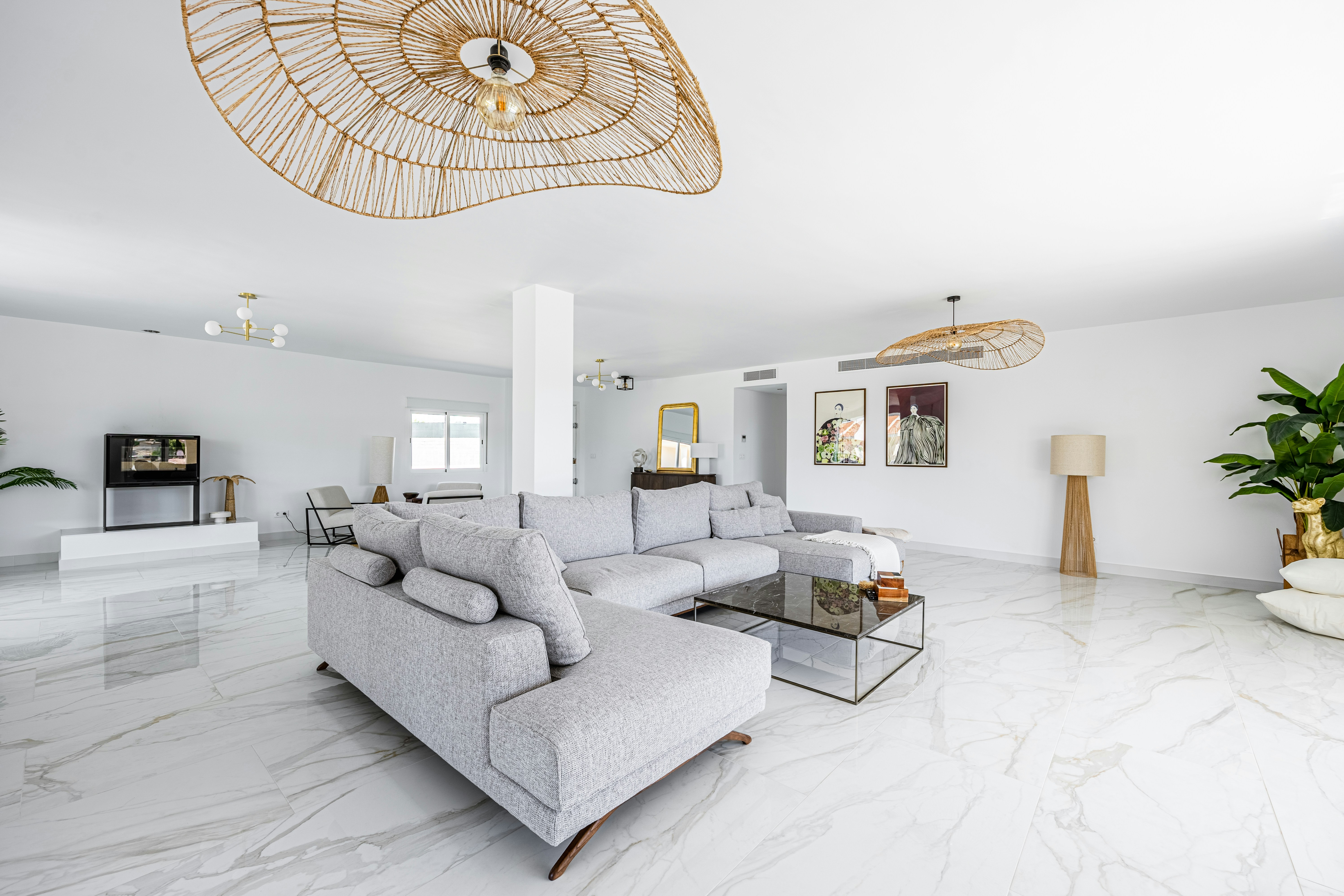 Photo by pajorstudio