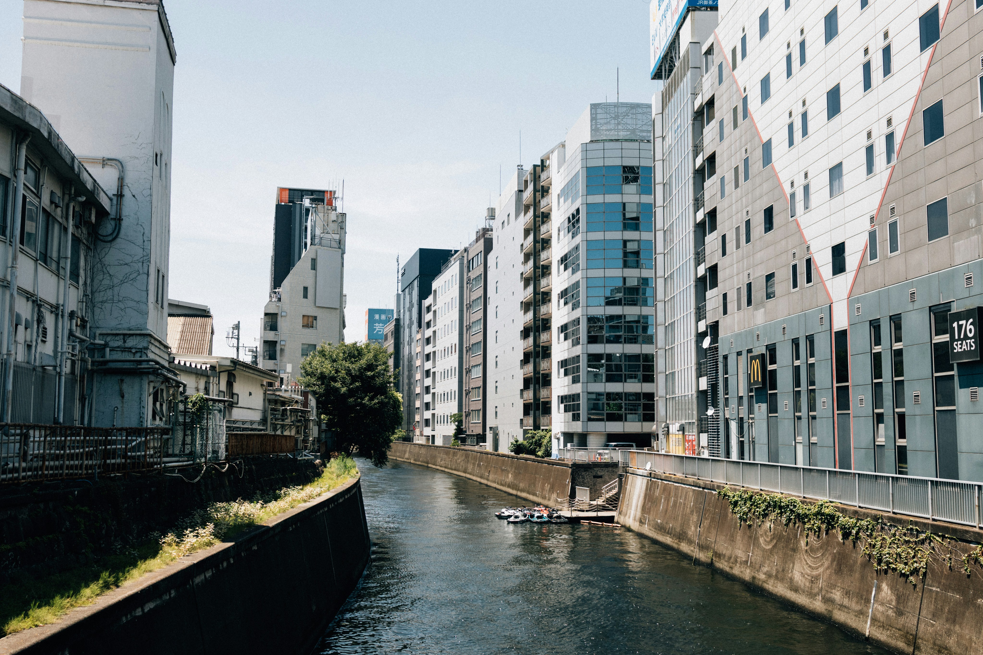 Photo by tsuyoshikozu