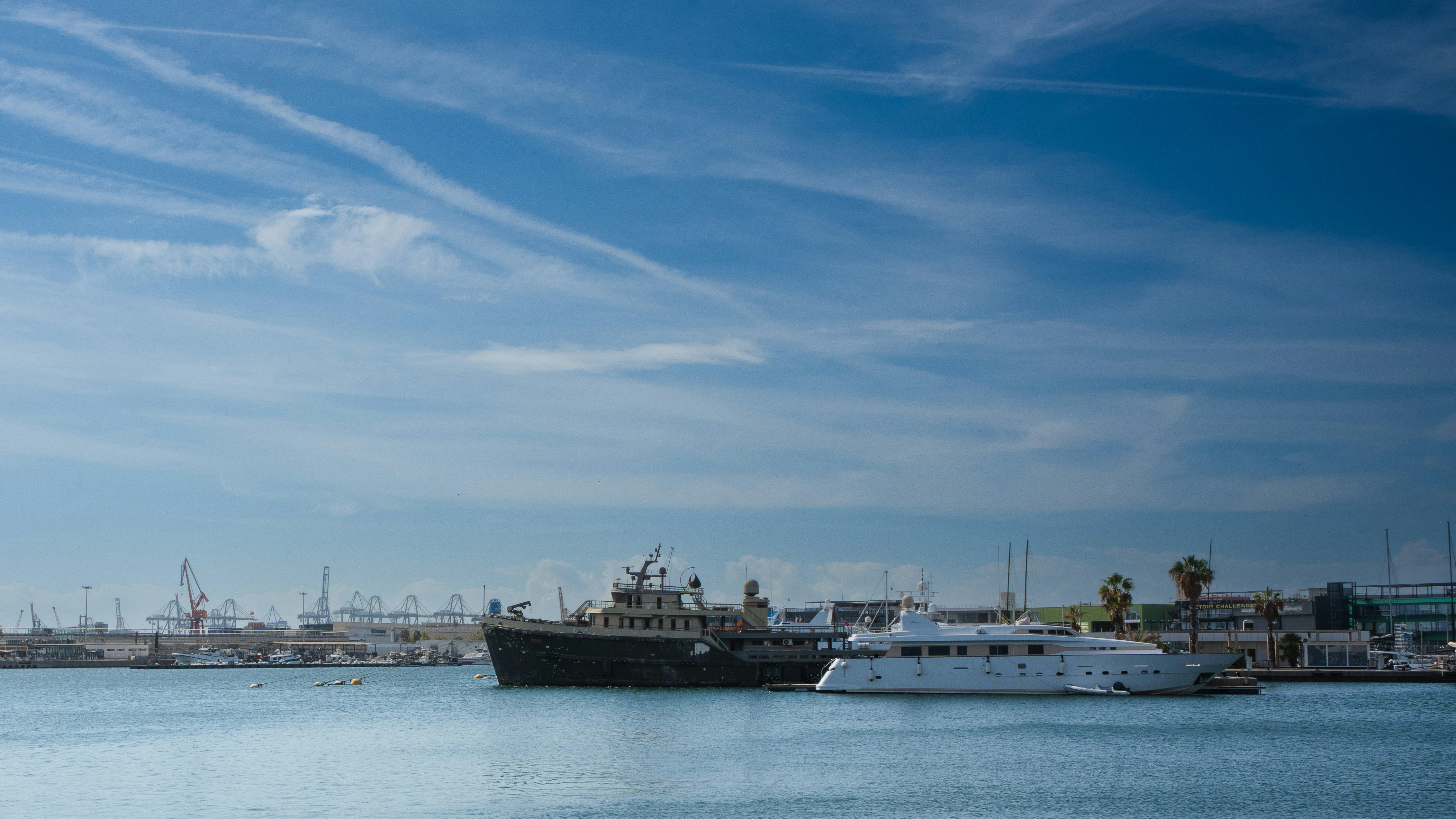 Photo by yinchurijnaard