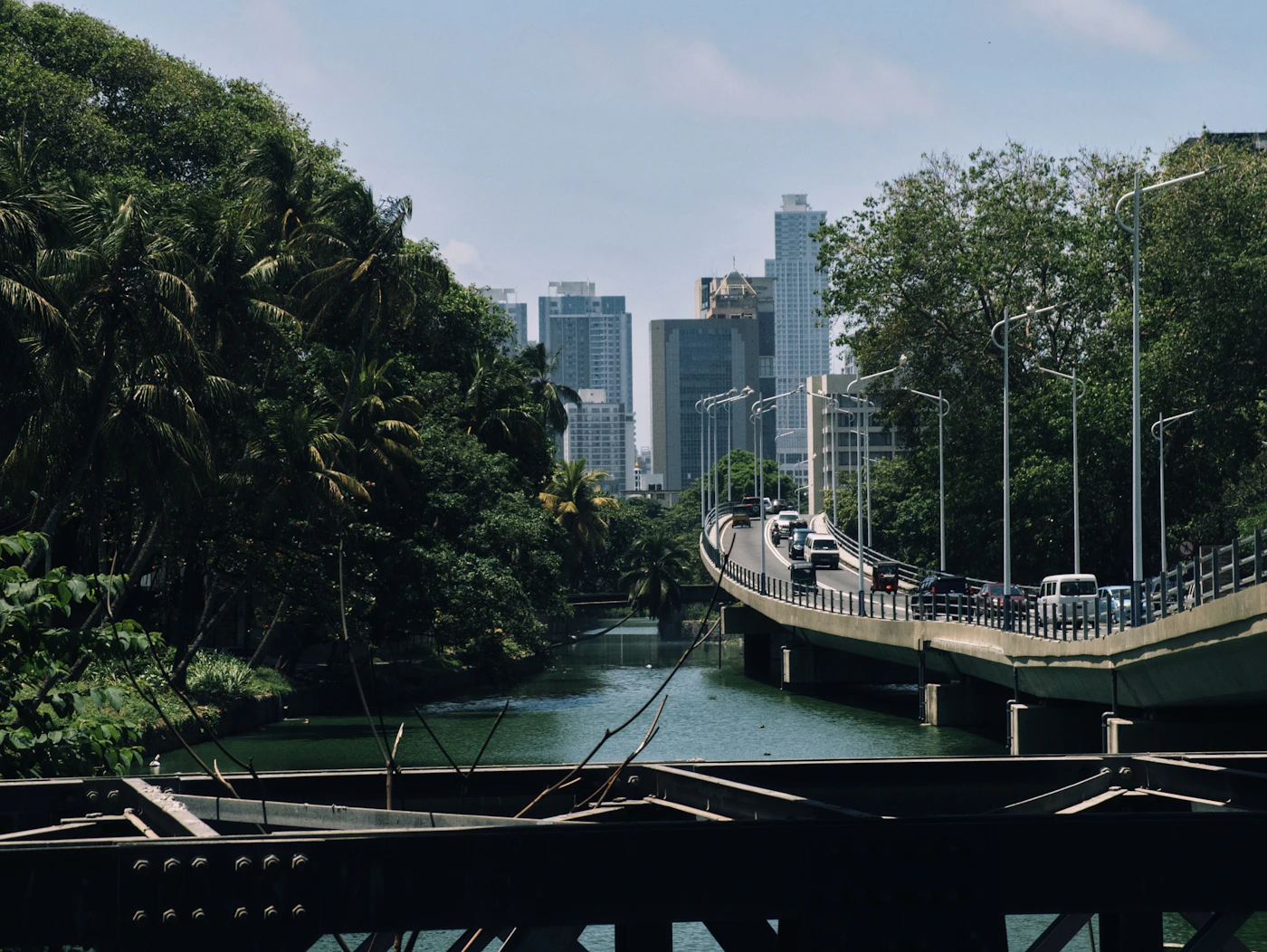Colombo city and river