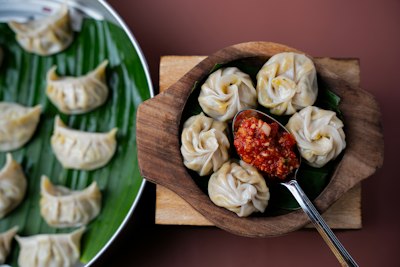 Pure veg steam momos served with chutney in Darjeeling - Veg Hotels in Darjeeling