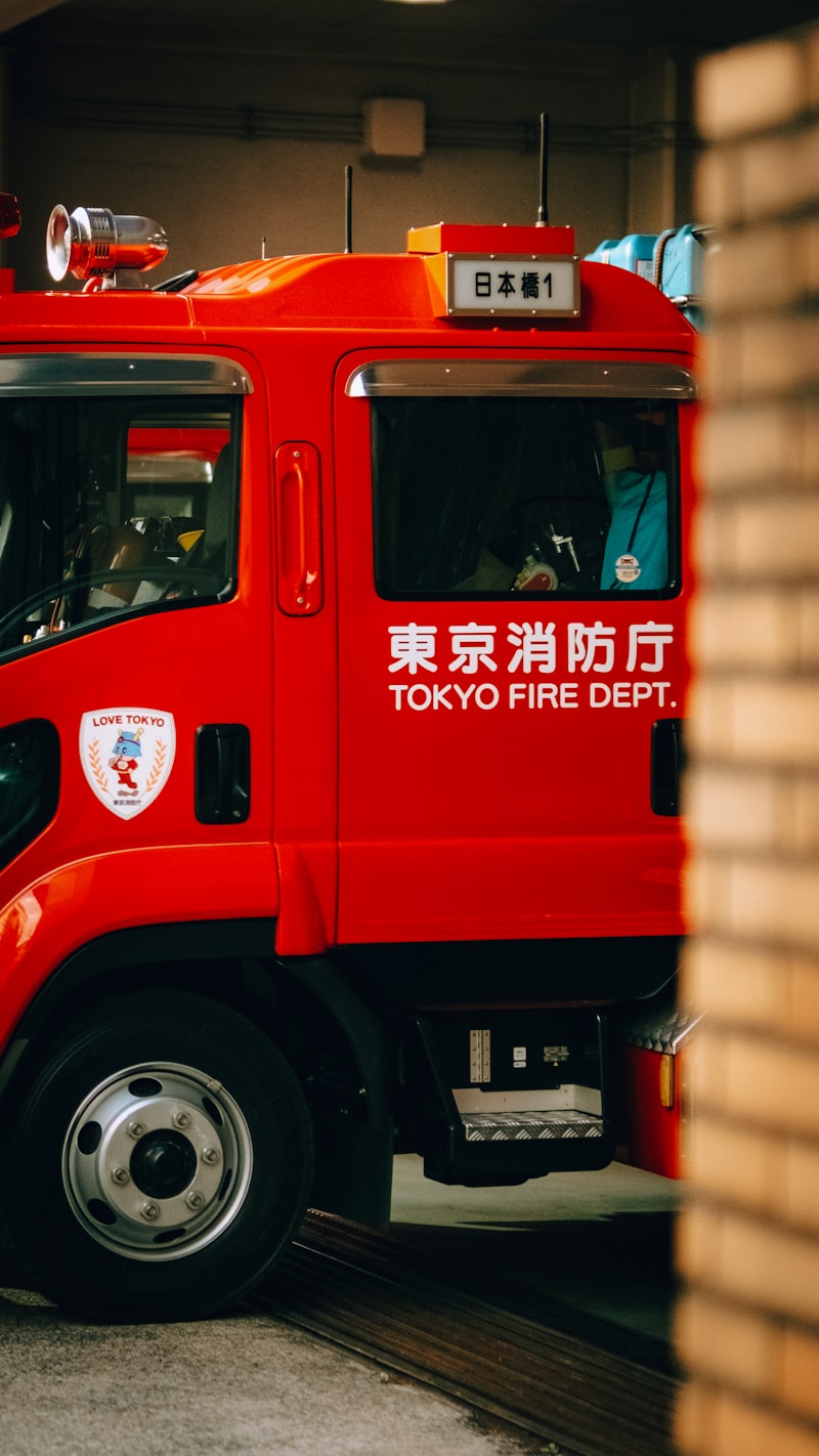 residential fire, Tokyo fire, Ikegami Station area, firefighting operations