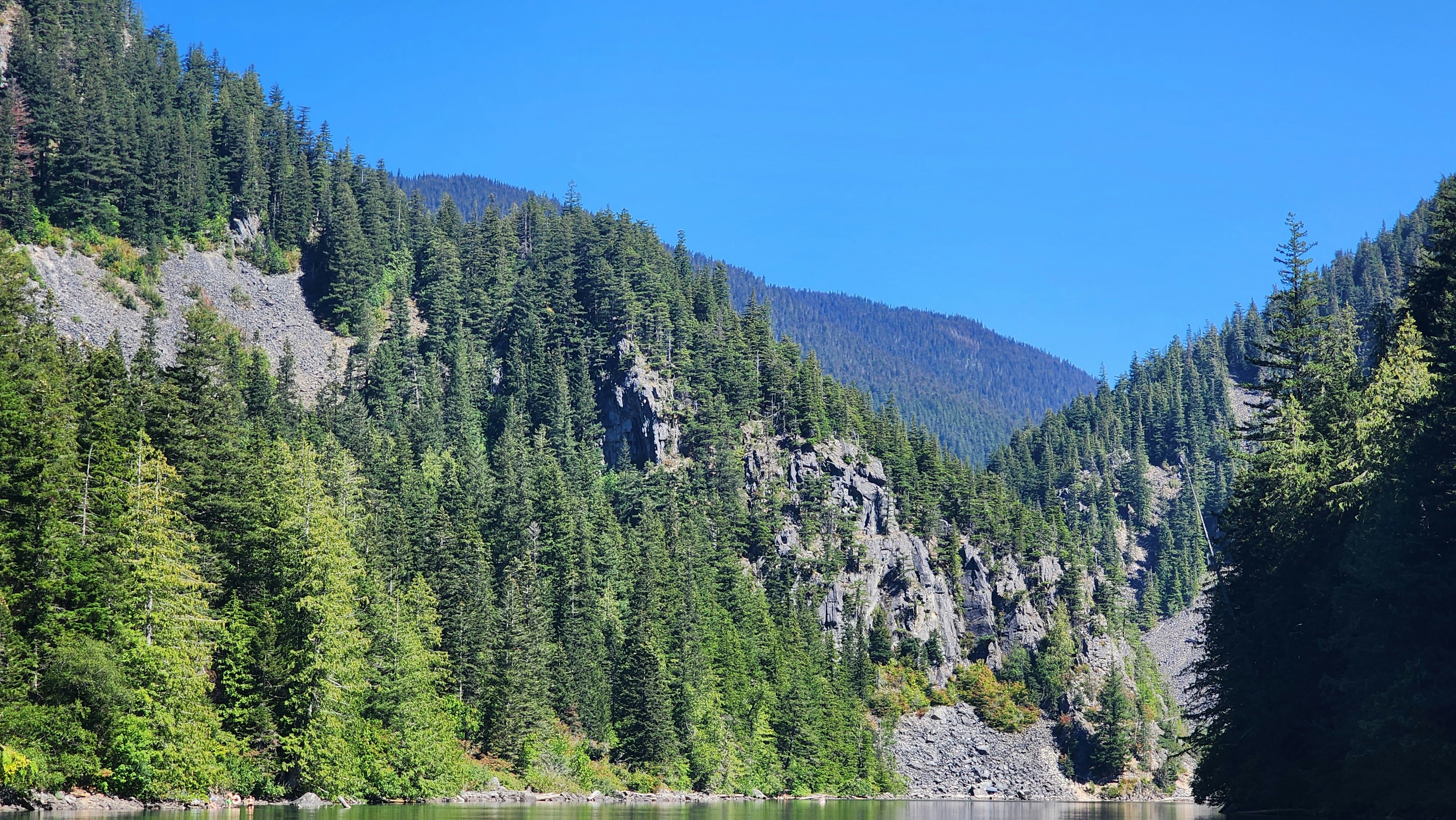 Photo by 2048megabytes